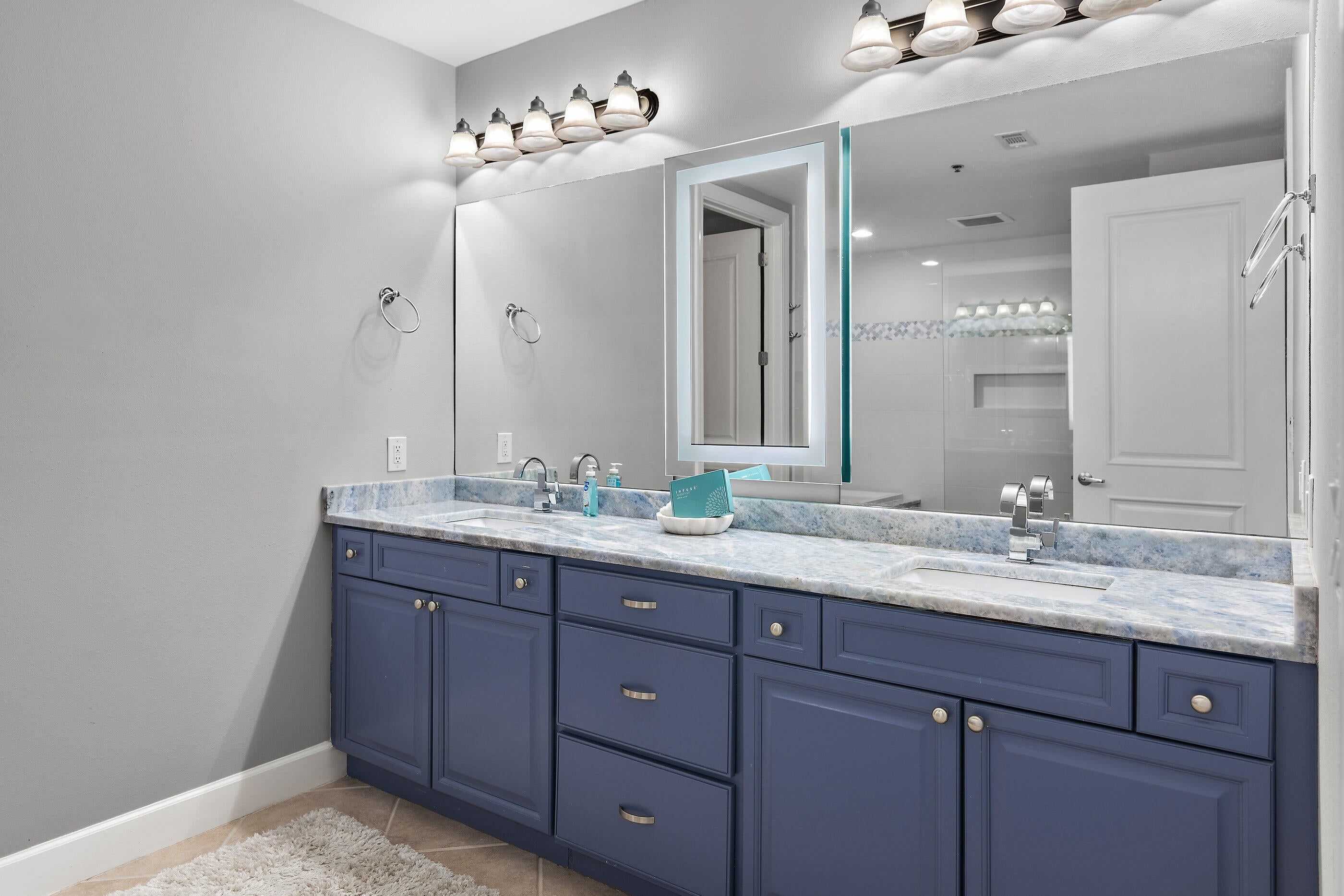 HARBOR LANDING - Residential