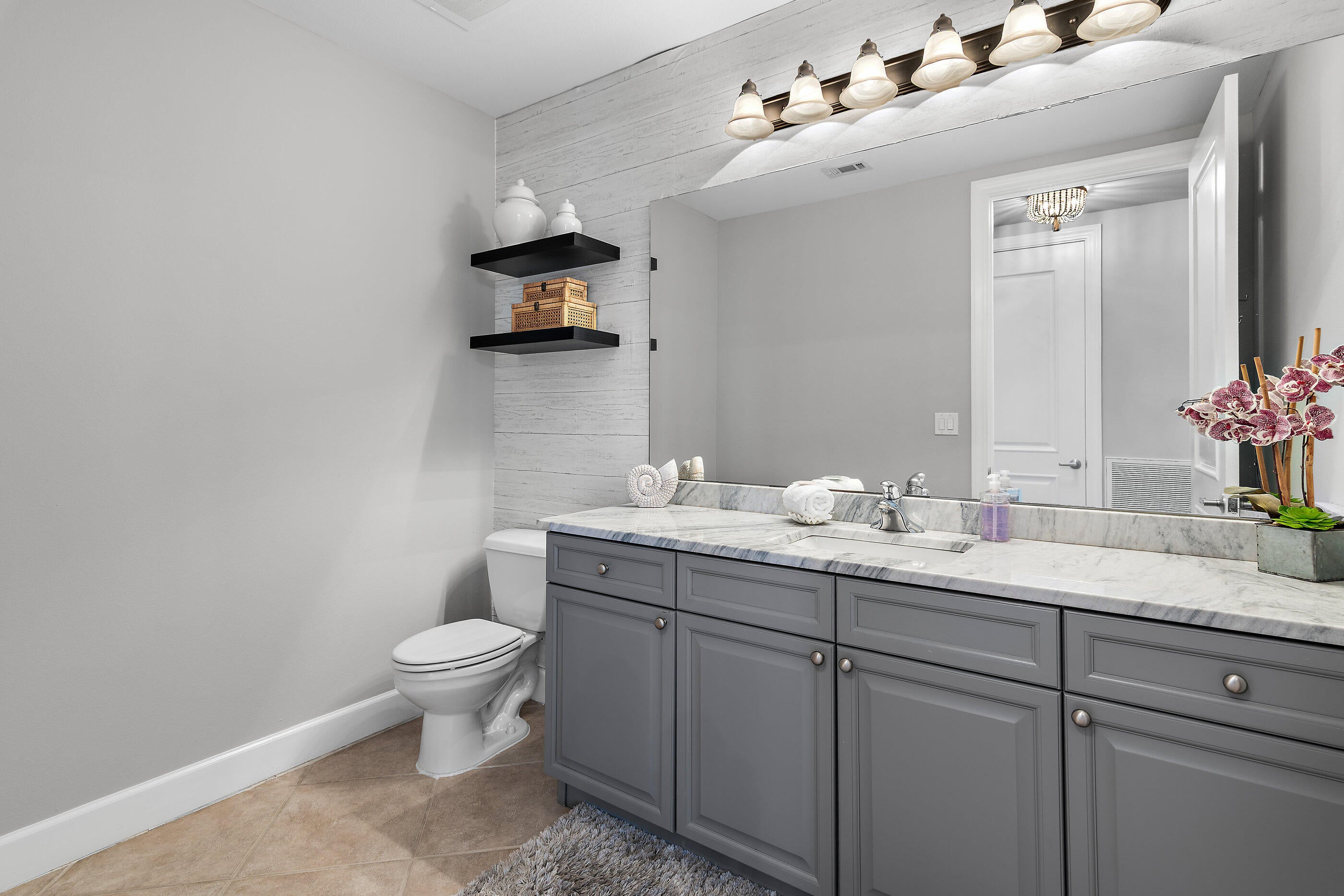 HARBOR LANDING - Residential
