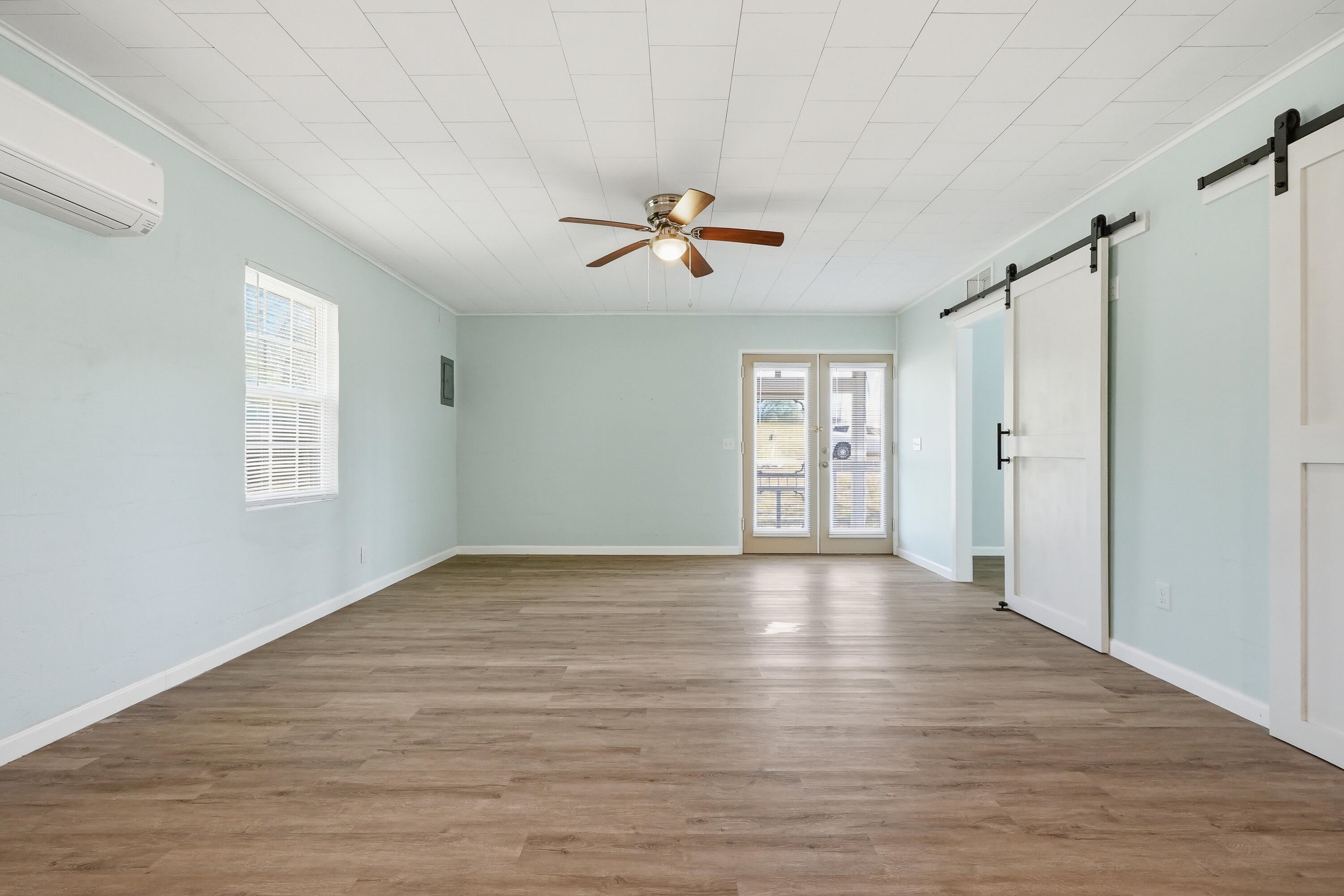 NO RECORDED SUBDIVISION - Residential