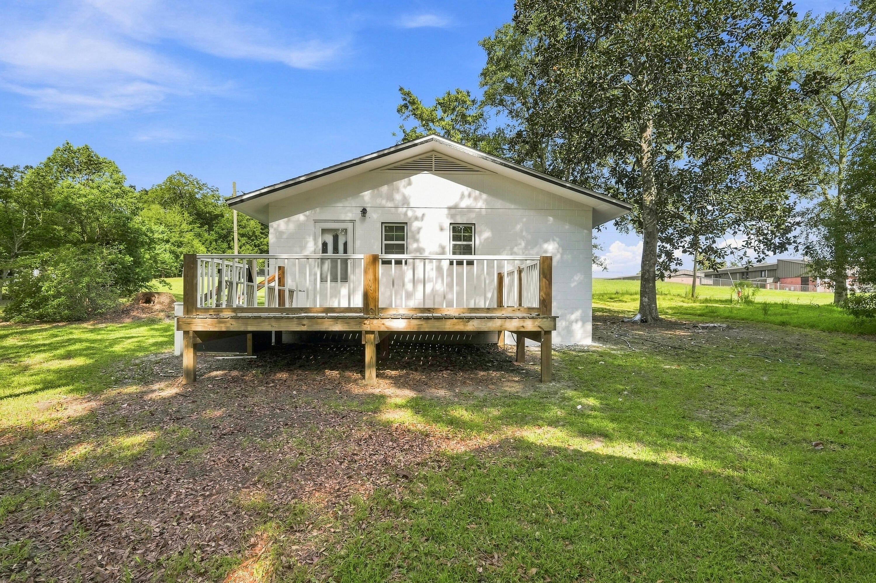 NO RECORDED SUBDIVISION - Residential