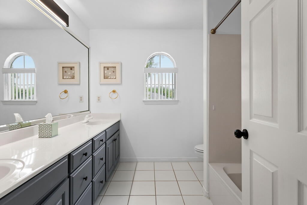 EMERALD BAY PH 1A - Residential