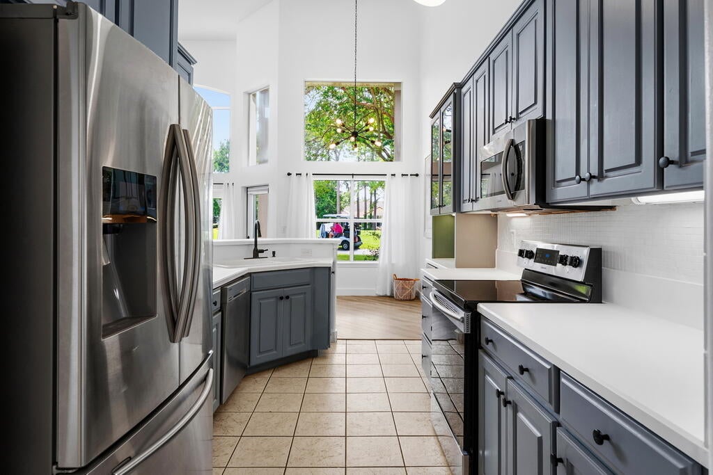 EMERALD BAY PH 1A - Residential