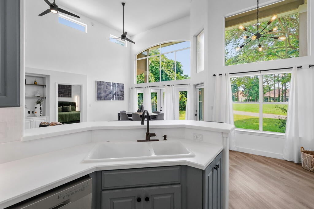 EMERALD BAY PH 1A - Residential