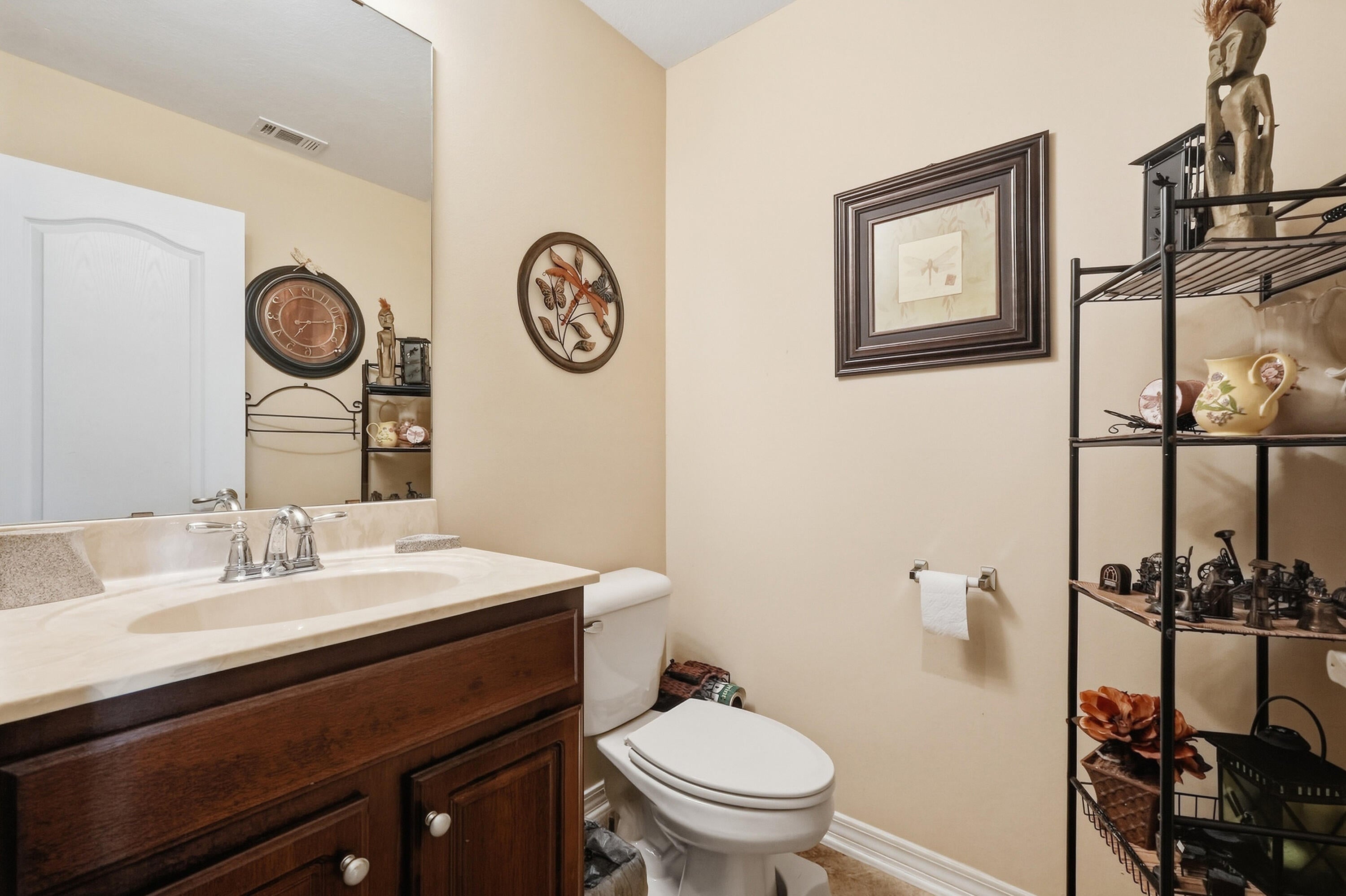 BROWNSTONE MANOR - Residential