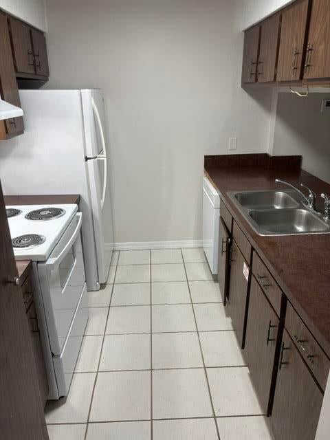 FAIR OAKS VILLAGE CONDO - Residential