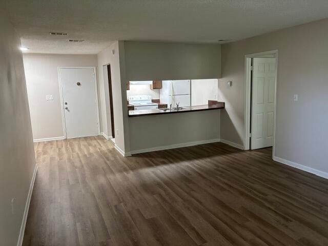 FAIR OAKS VILLAGE CONDO - Residential