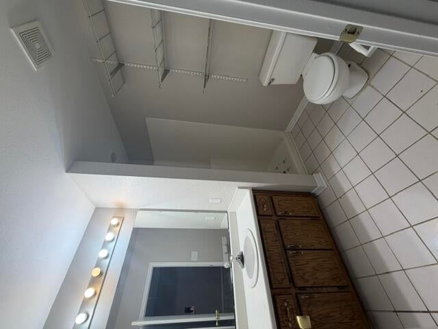 SOUTHWAY ESTATES - Residential Lease