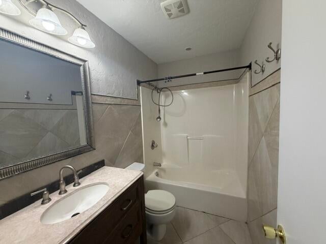 SOUTHWAY ESTATES - Residential Lease