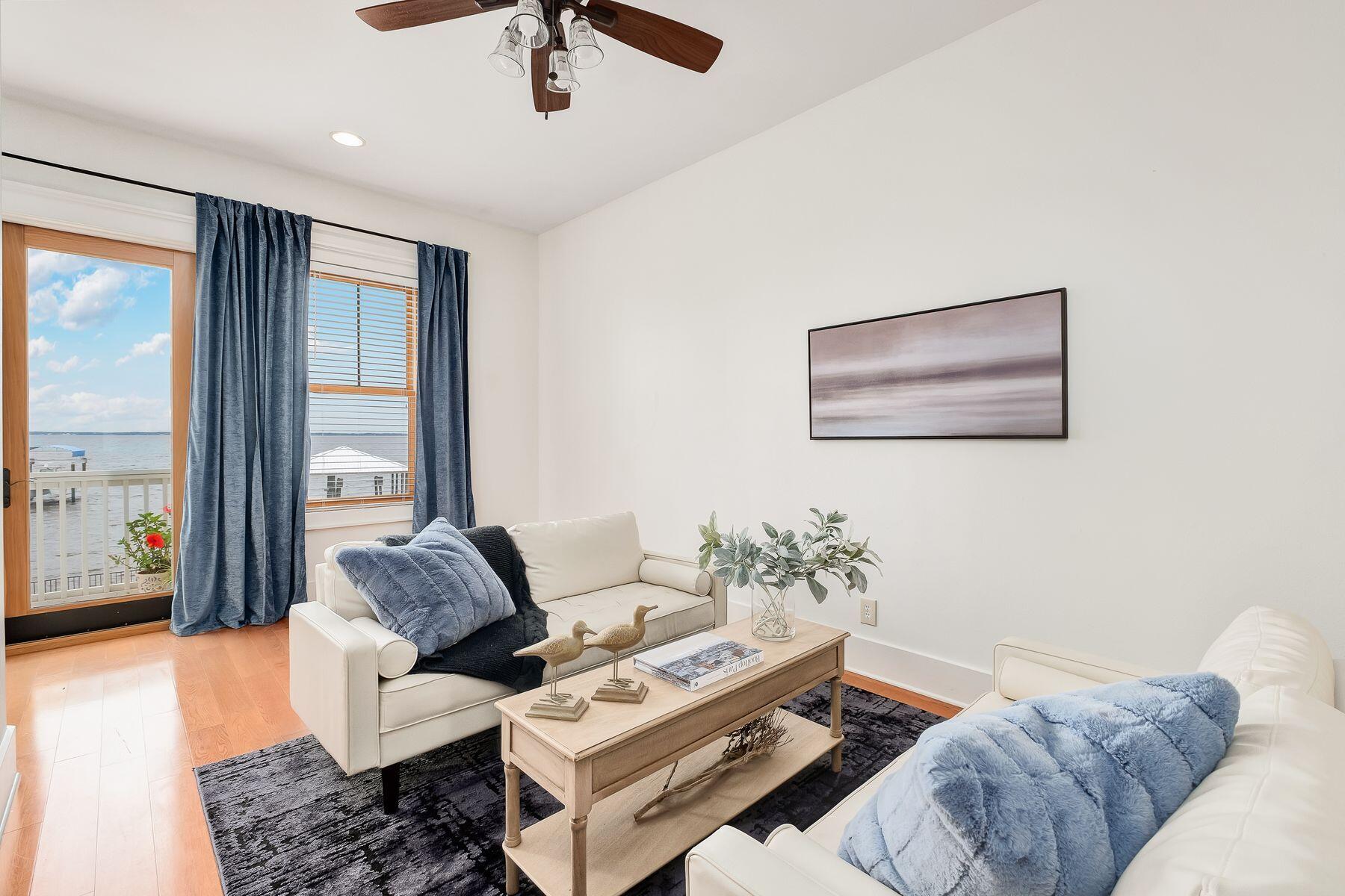 BAY PINE SHORES - Residential