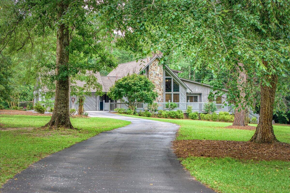 NO RECORDED SUBDIVISION - Residential