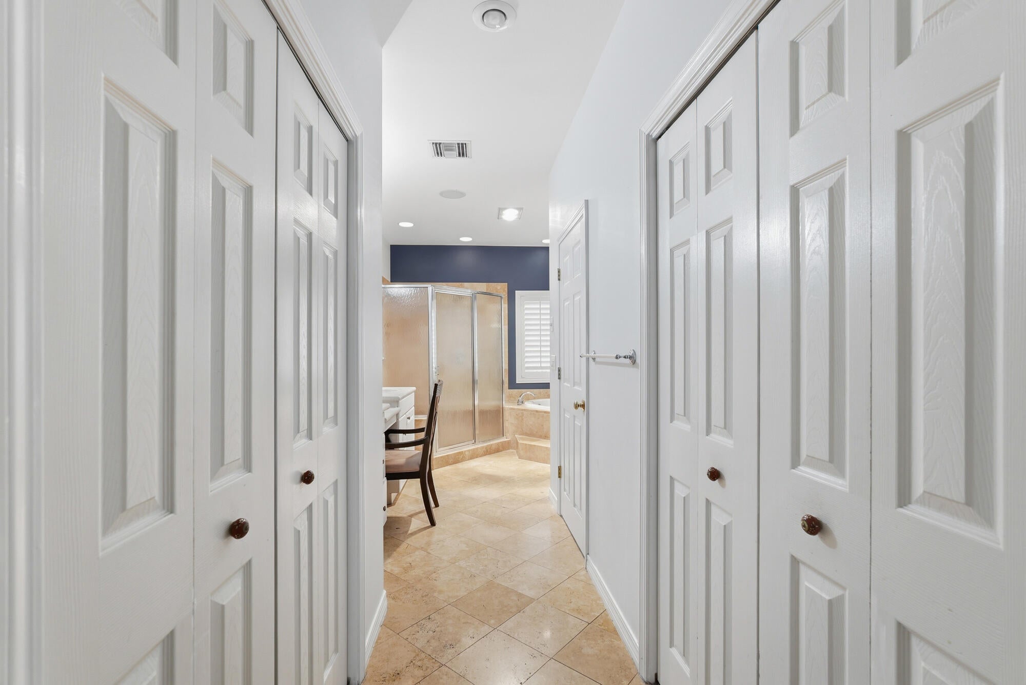 PINE SHORES - Residential