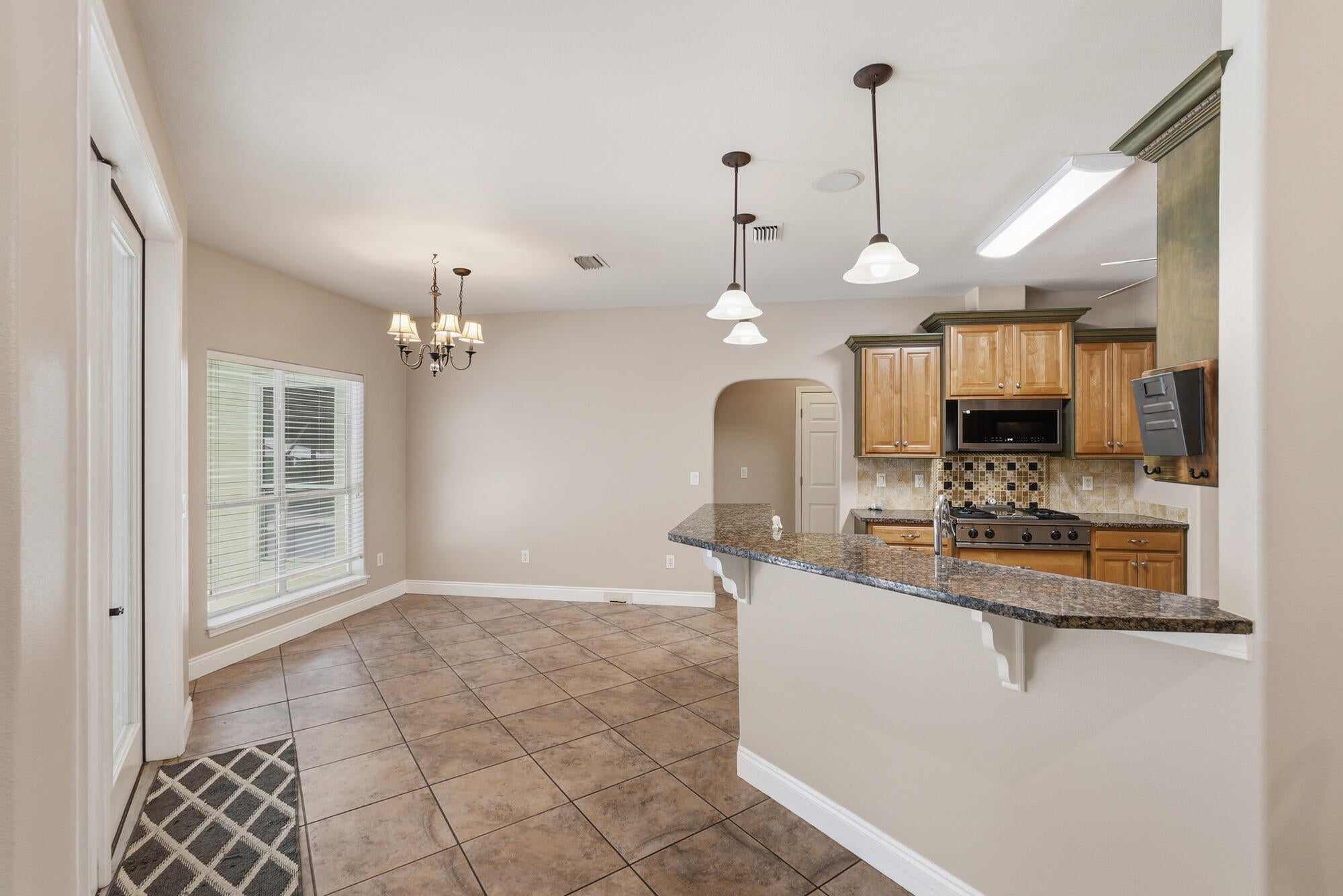 PINE SHORES - Residential