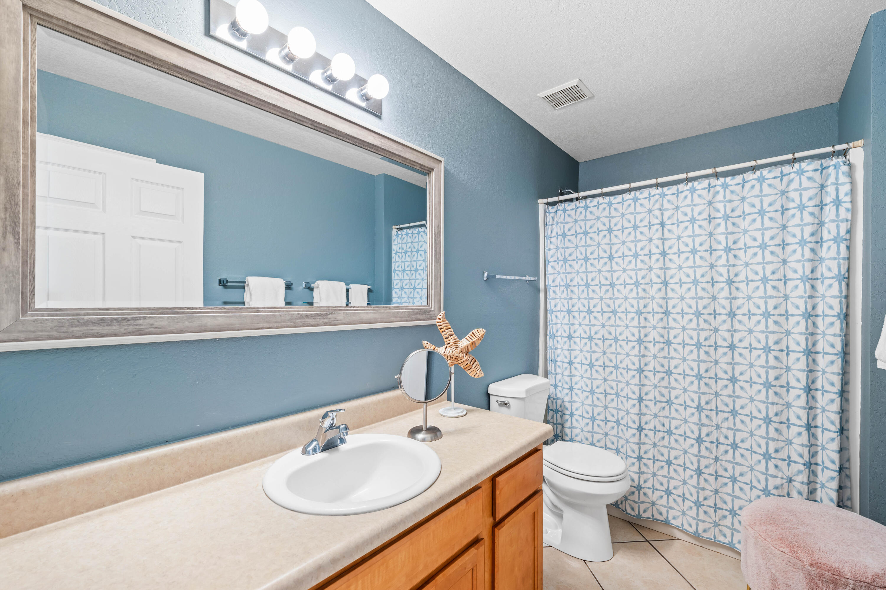 QUAIL HOLLOW - Residential
