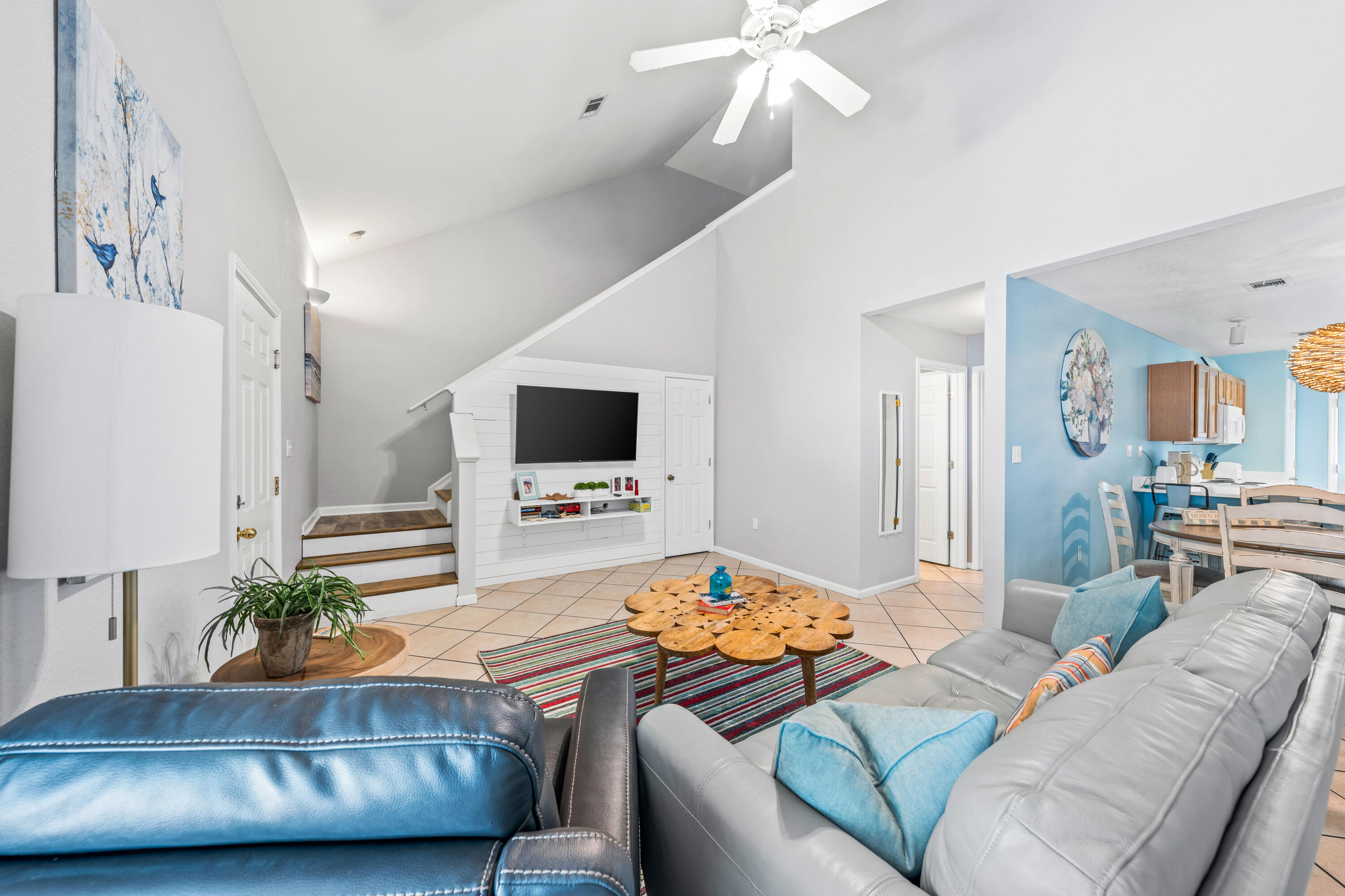 QUAIL HOLLOW - Residential