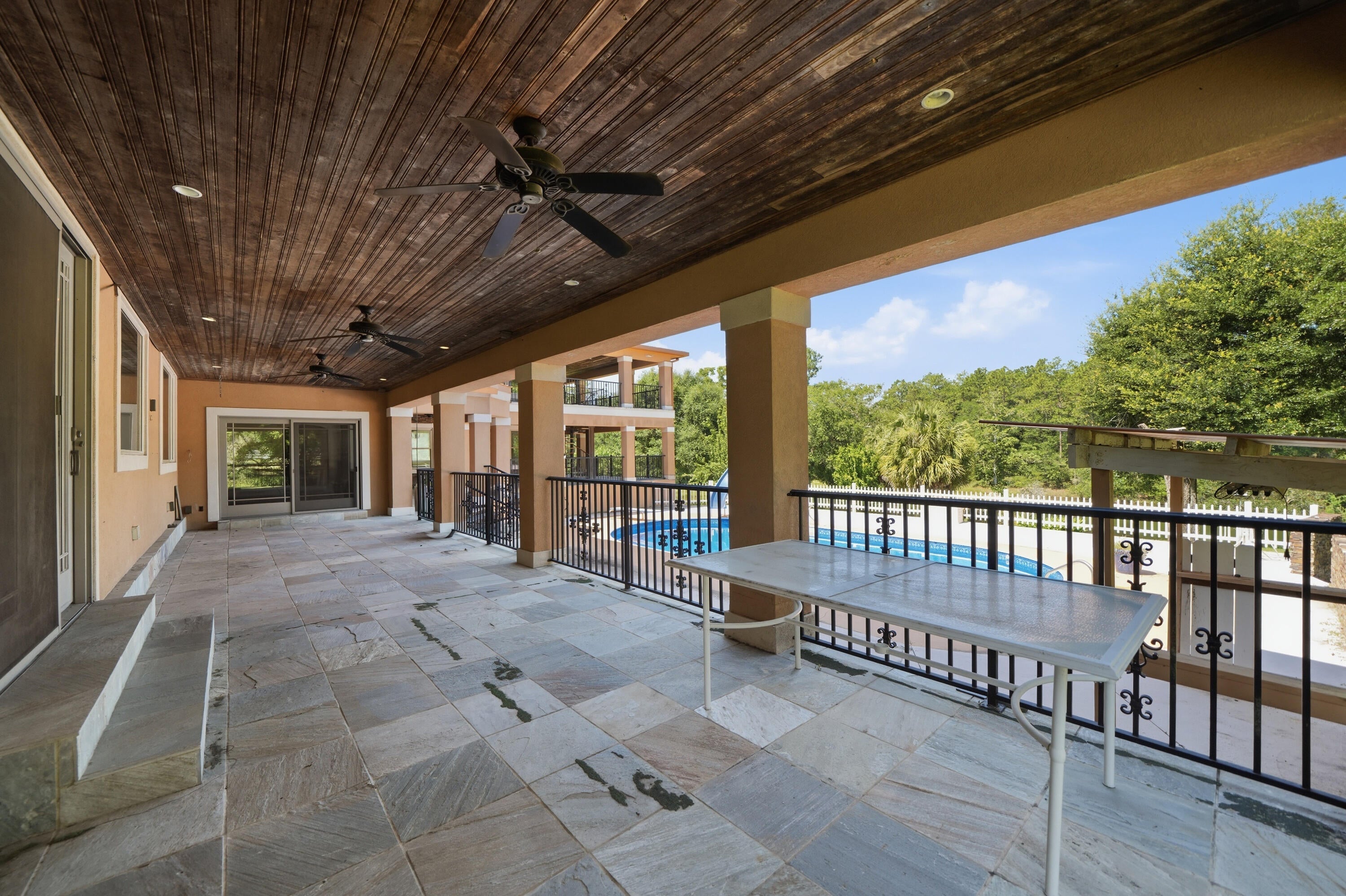 KENNEDY LAKE (UNRECORDED) - Residential
