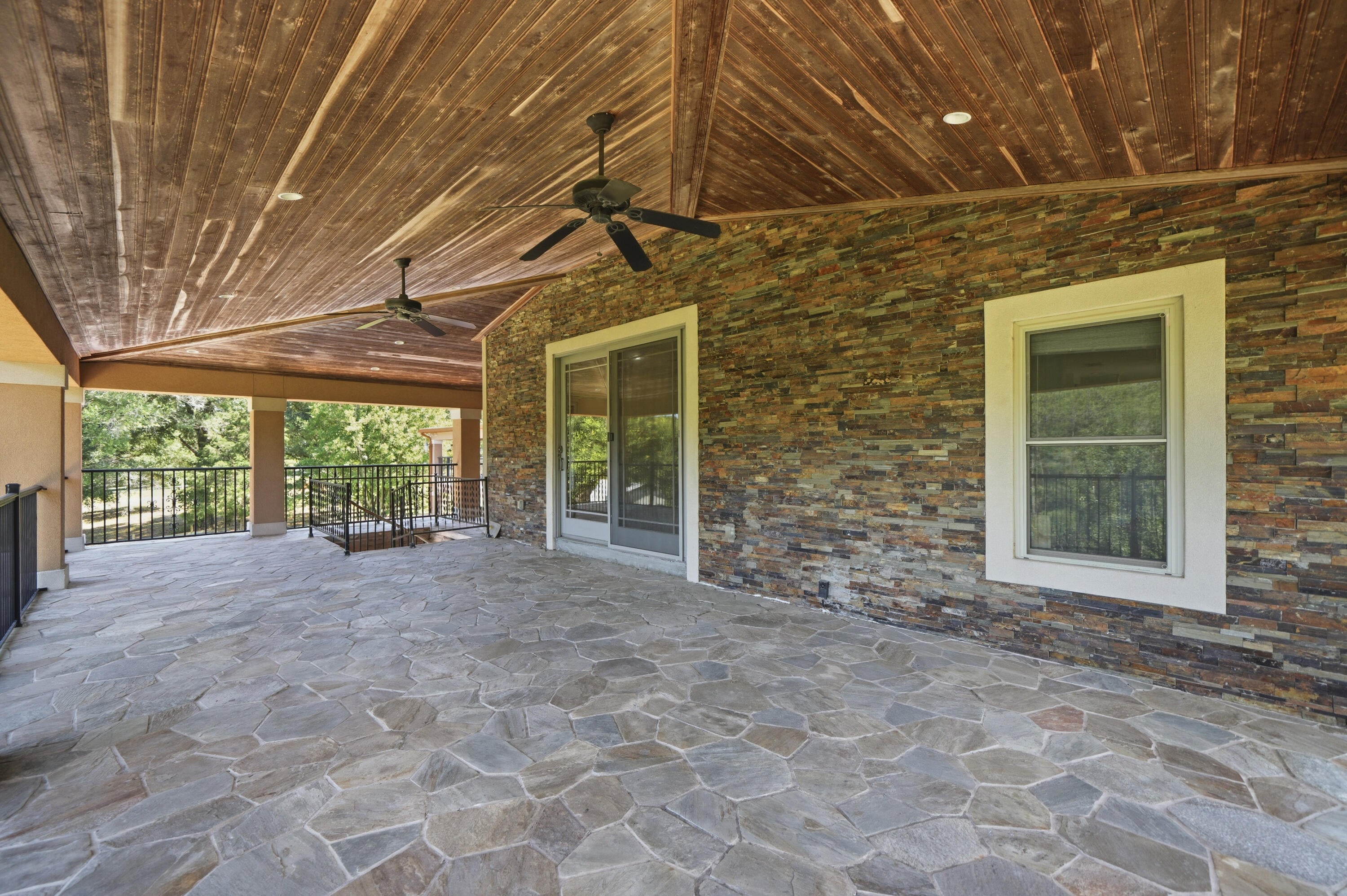 KENNEDY LAKE (UNRECORDED) - Residential