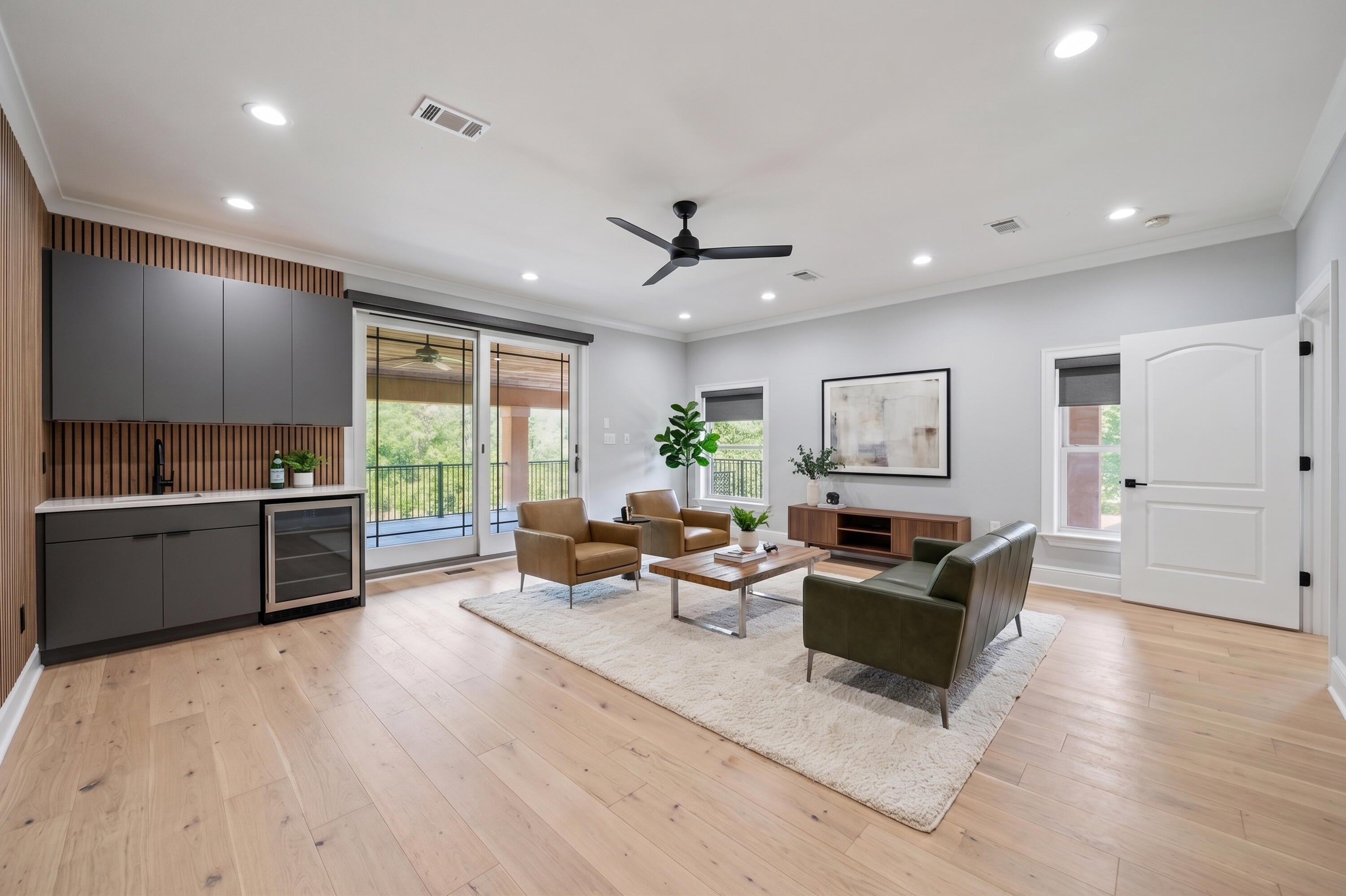 KENNEDY LAKE (UNRECORDED) - Residential