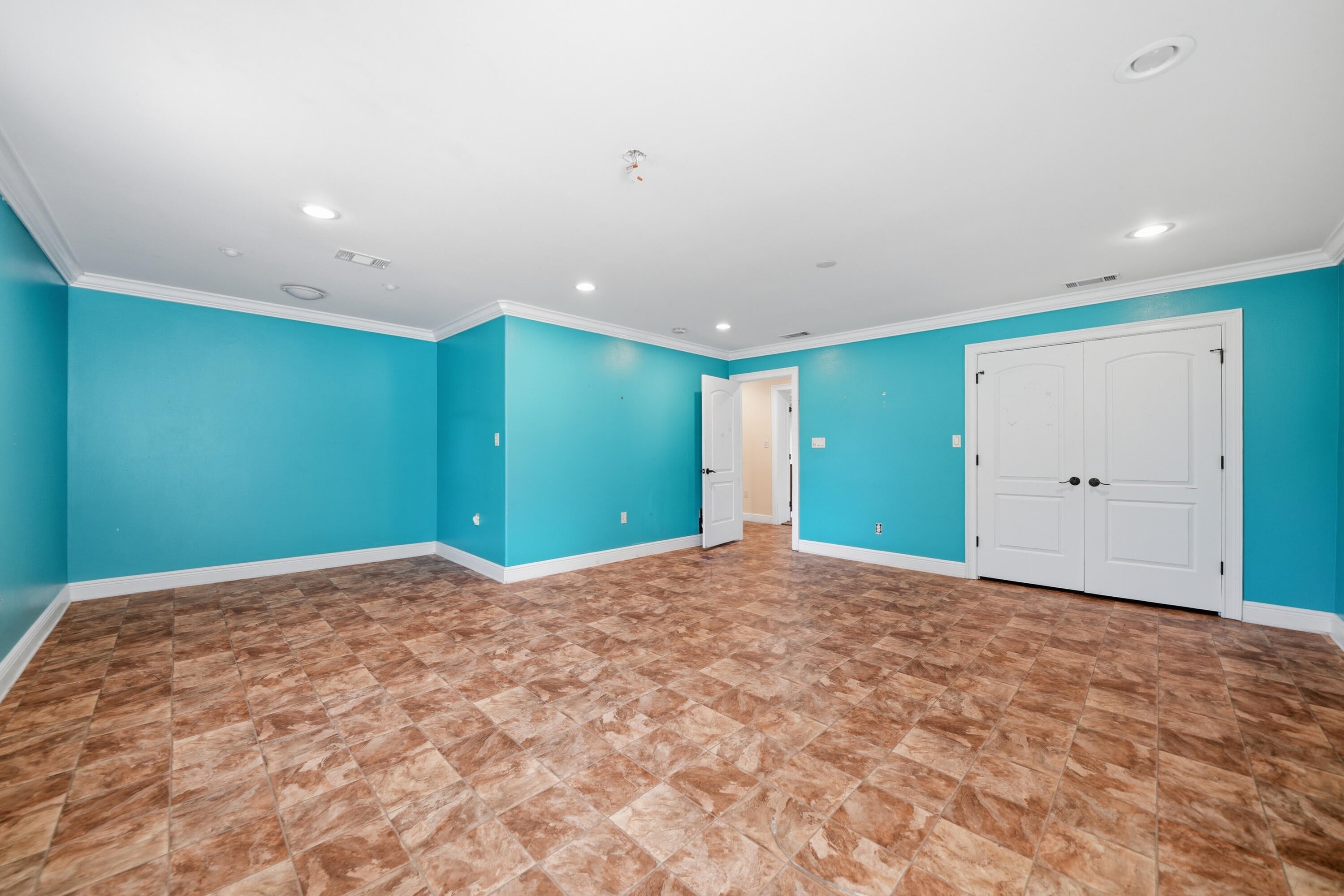 KENNEDY LAKE (UNRECORDED) - Residential