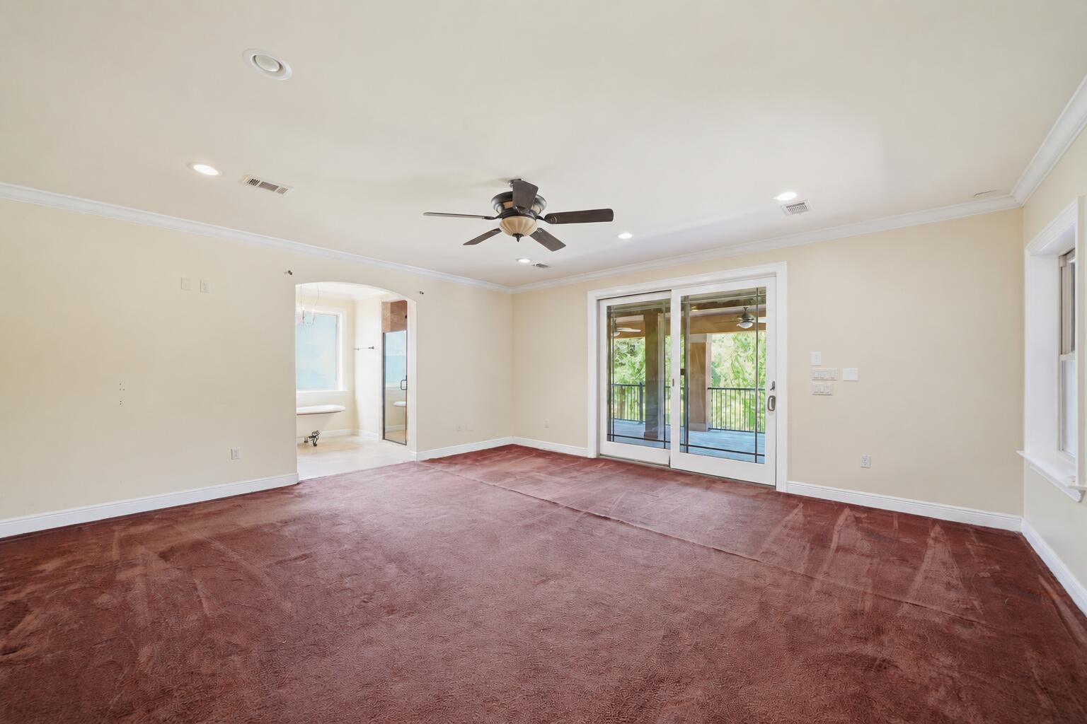 KENNEDY LAKE (UNRECORDED) - Residential