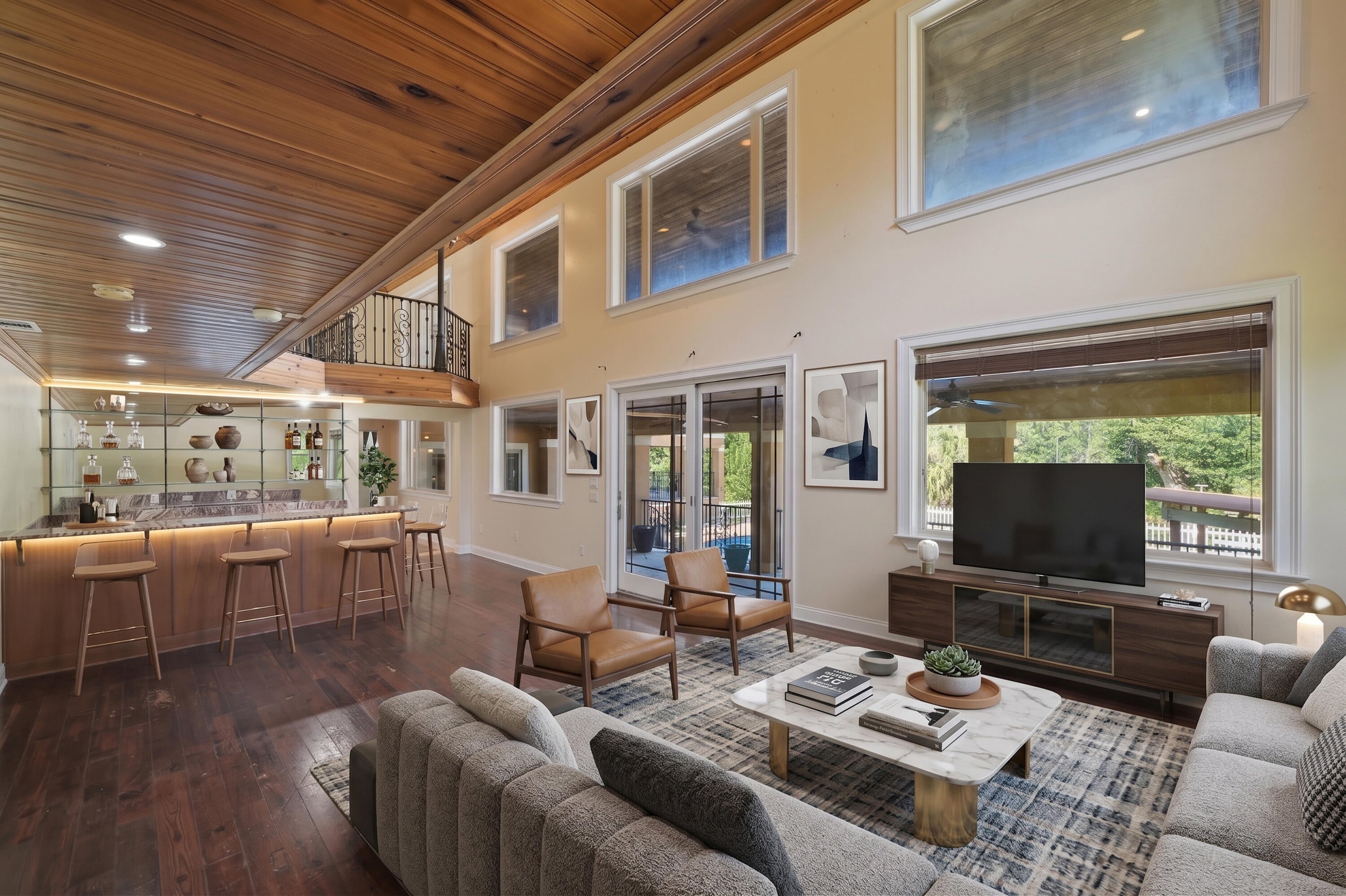 KENNEDY LAKE (UNRECORDED) - Residential