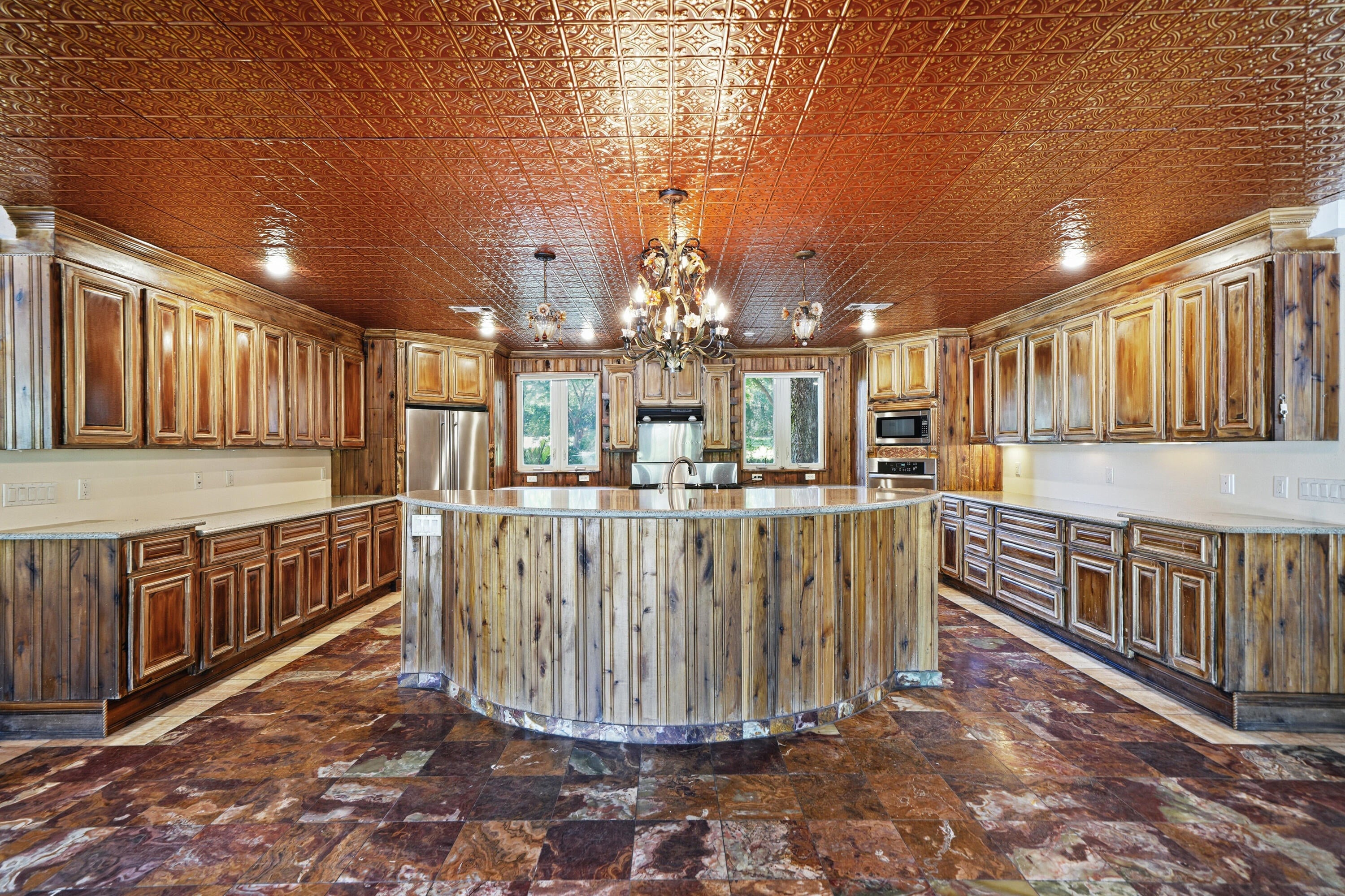 KENNEDY LAKE (UNRECORDED) - Residential
