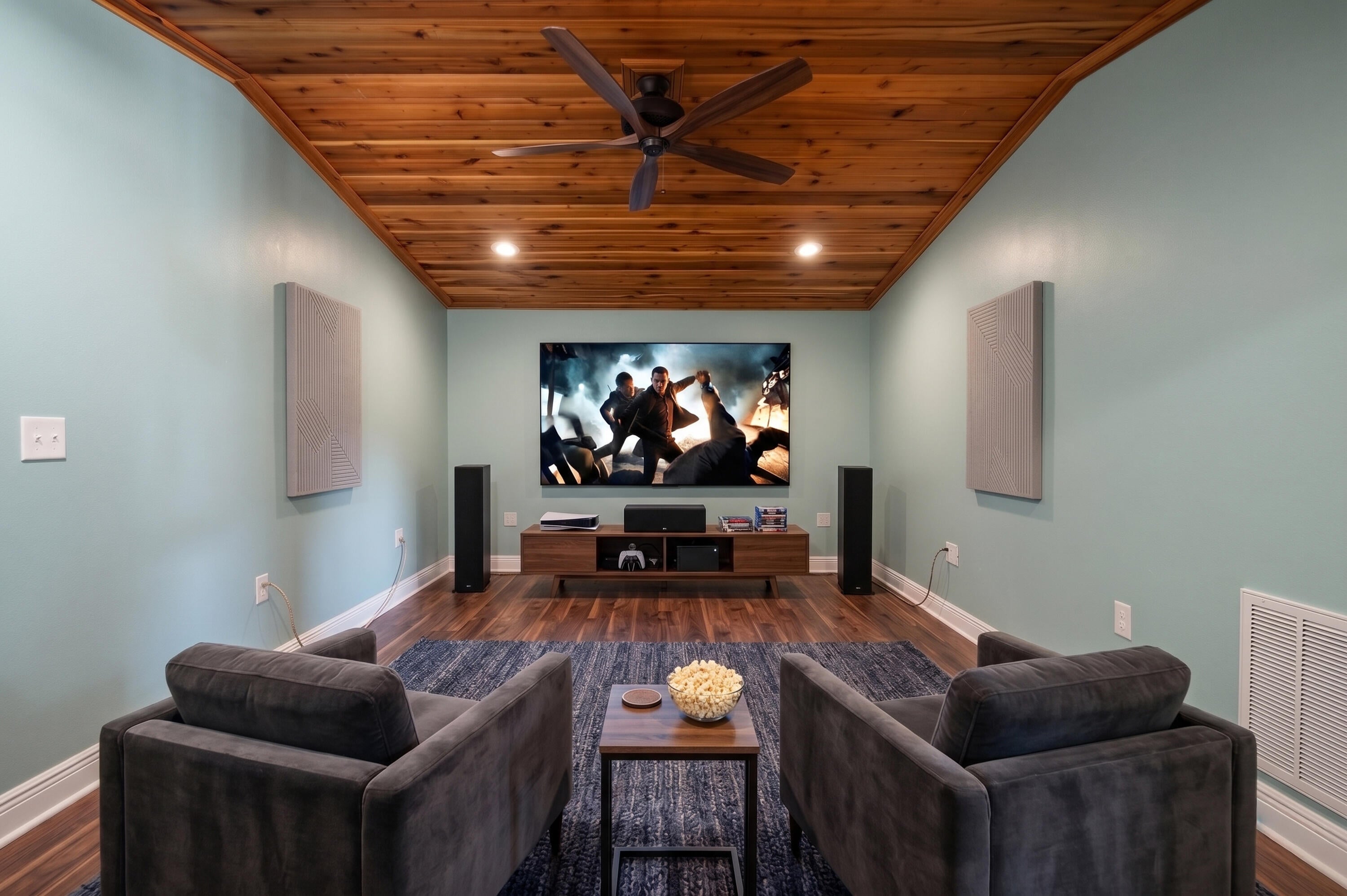 KENNEDY LAKE (UNRECORDED) - Residential