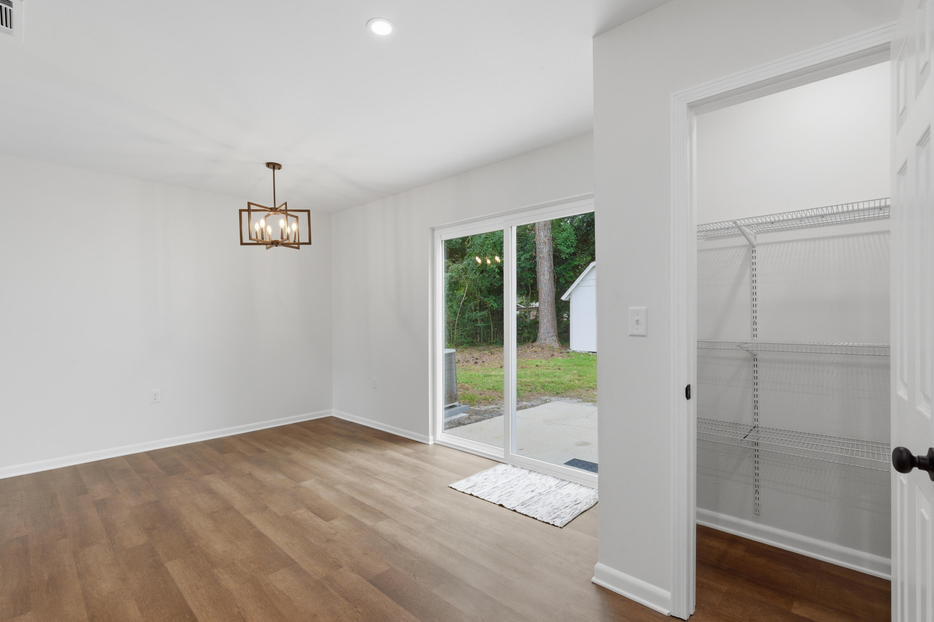 PINE MEADOWS - Residential