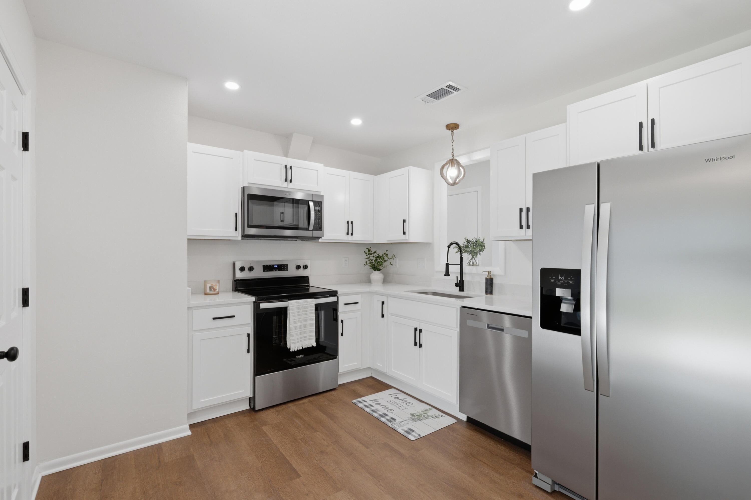 PINE MEADOWS - Residential