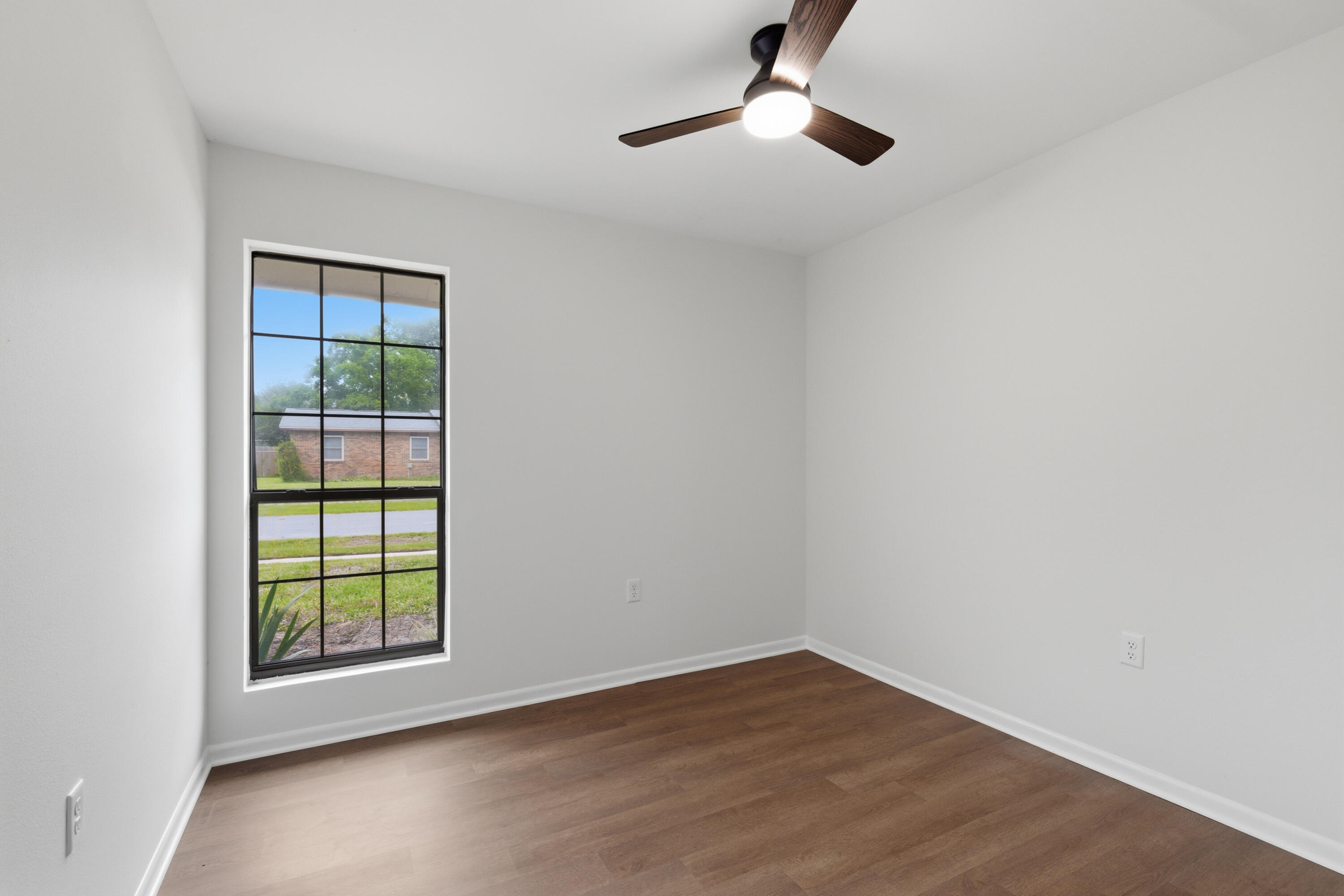 PINE MEADOWS - Residential