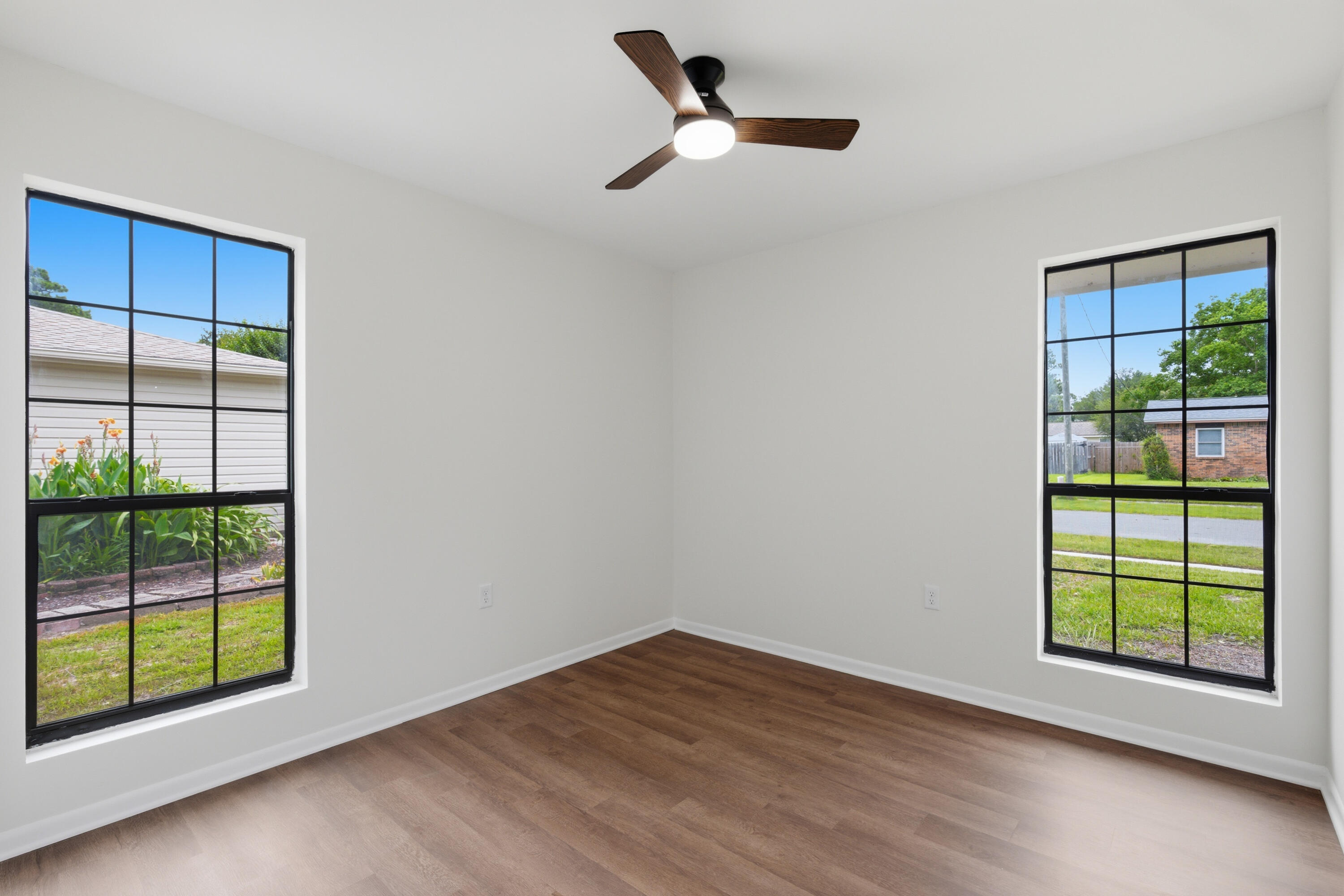 PINE MEADOWS - Residential