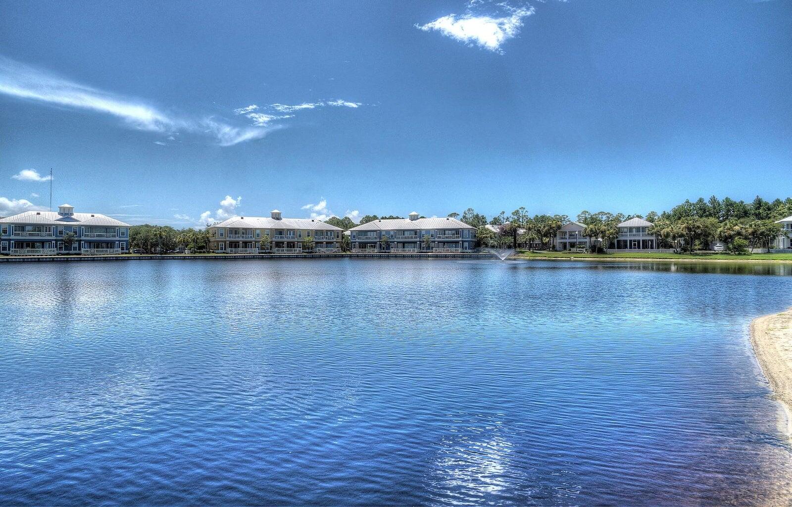 Beautiful lakefront home situated in the tranquil setting of Crystal Lake. Totally remodeled.  Enjoy all of the Sandestin amenities without ever having to leave the resort! Dining, shopping, biking, beach, fishing, boating, golfing, dinner cruising .