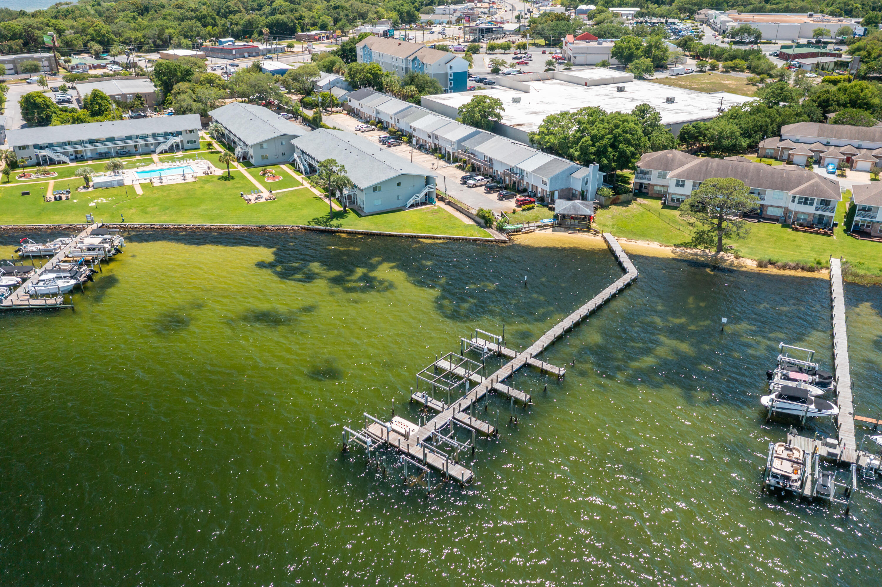 HARBOR T/H - Residential