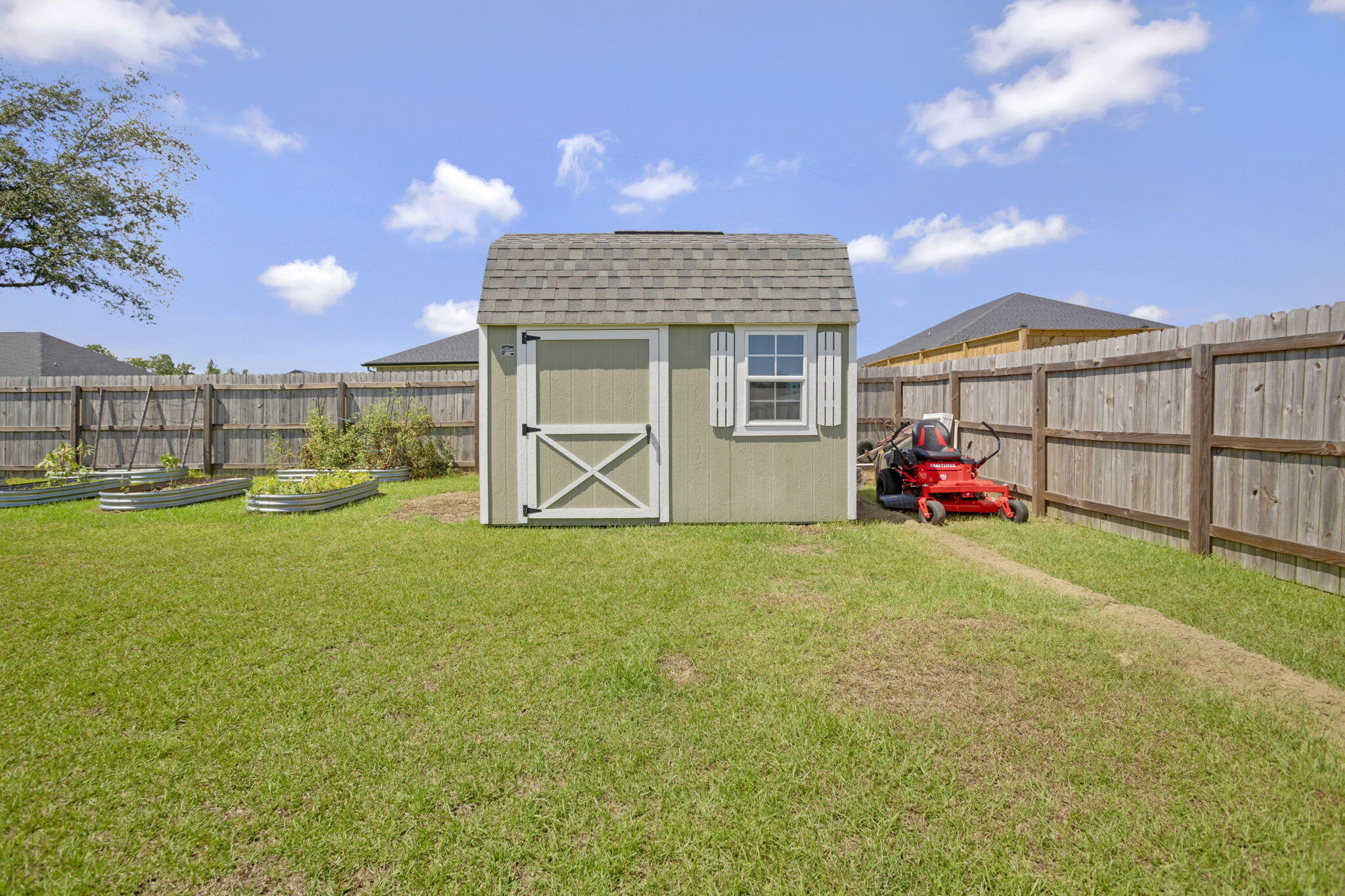 PLANTATION WOODS - Residential