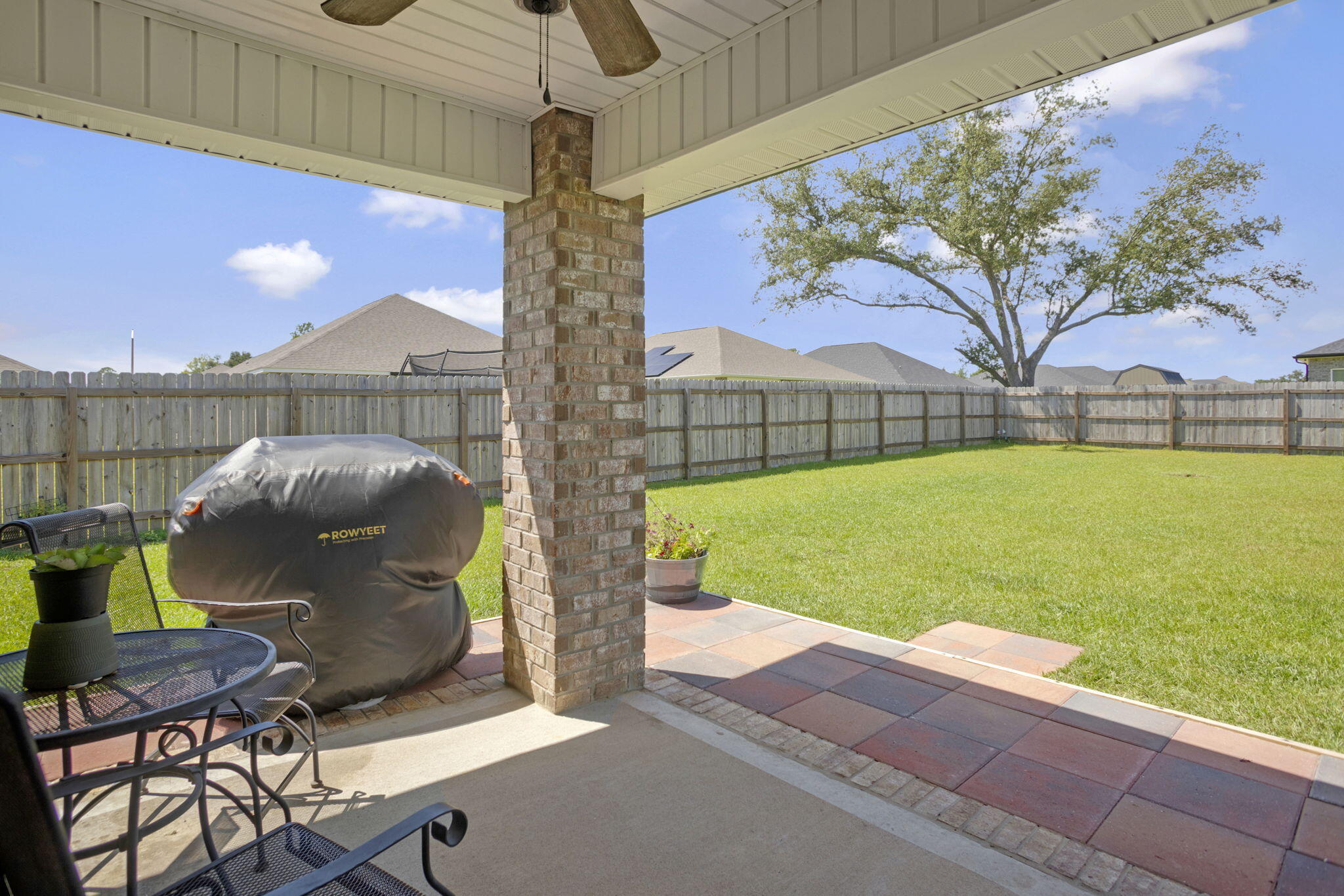 PLANTATION WOODS - Residential