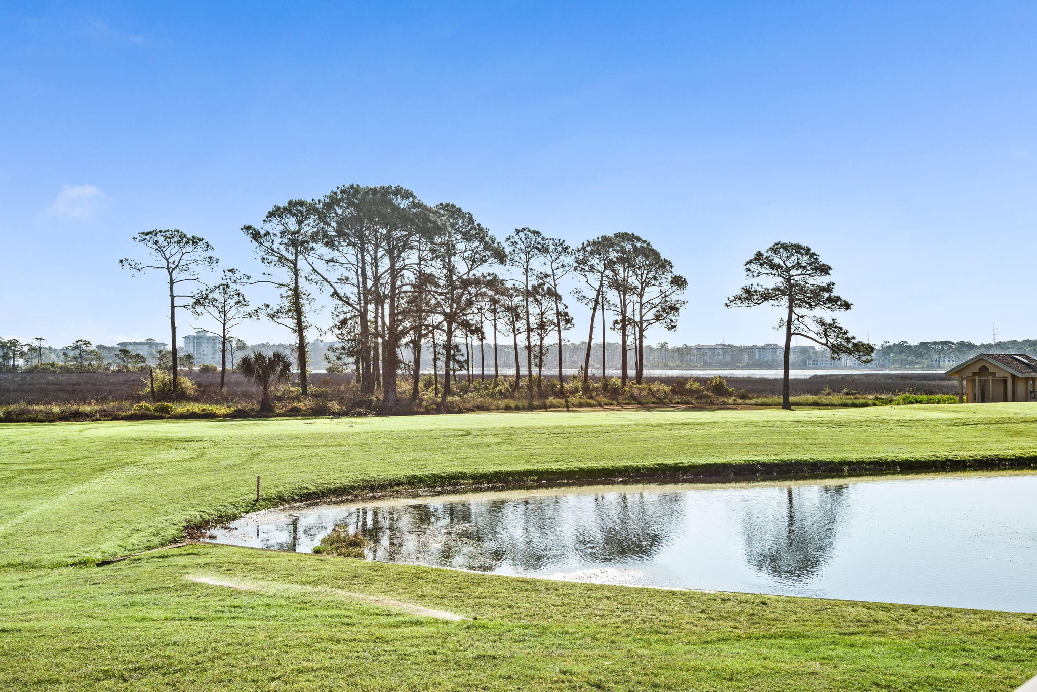 HARBOUR POINT CONDO - Residential