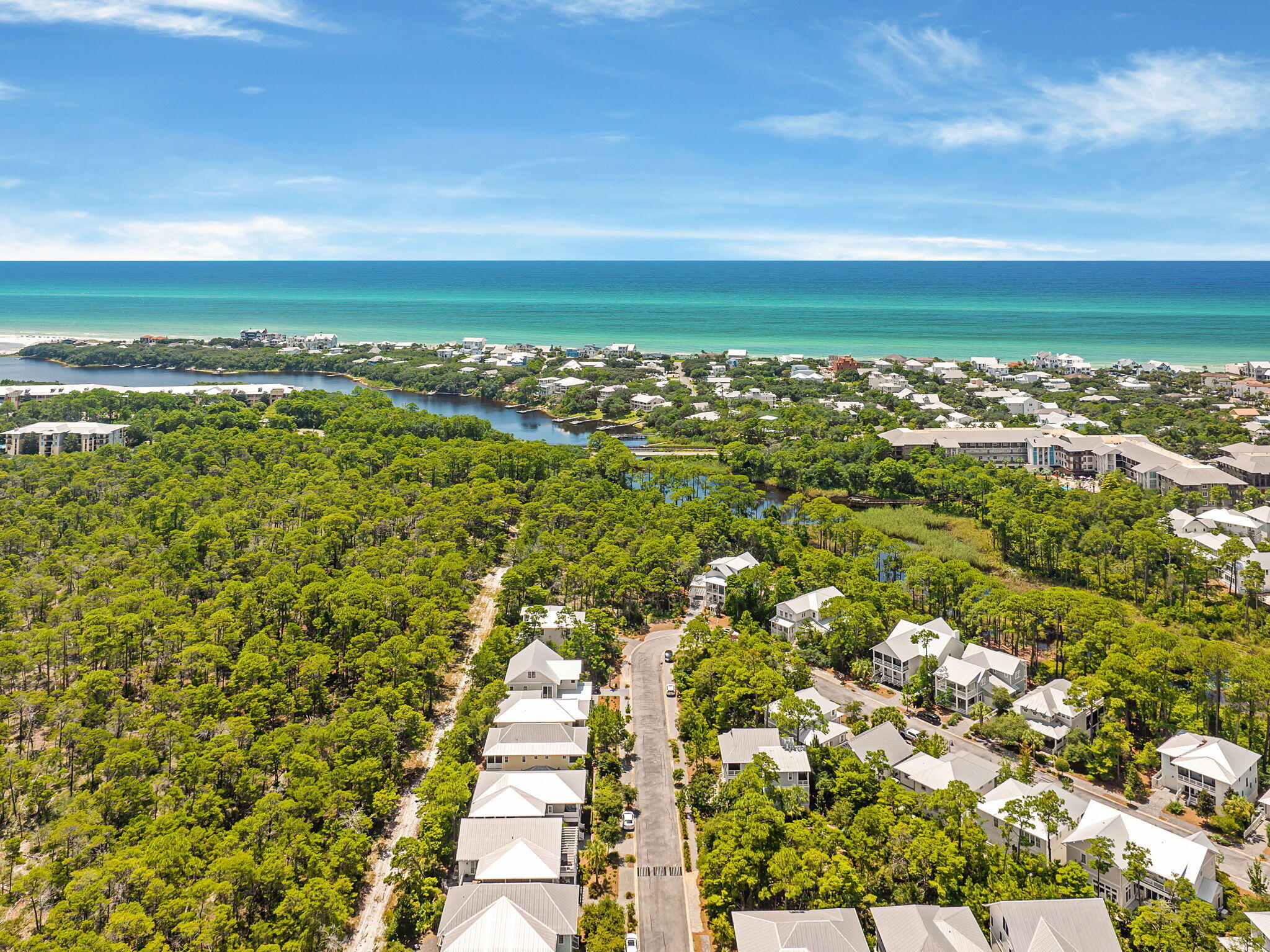 LAKESIDE AT BLUE MOUNTAIN BEACH - Residential