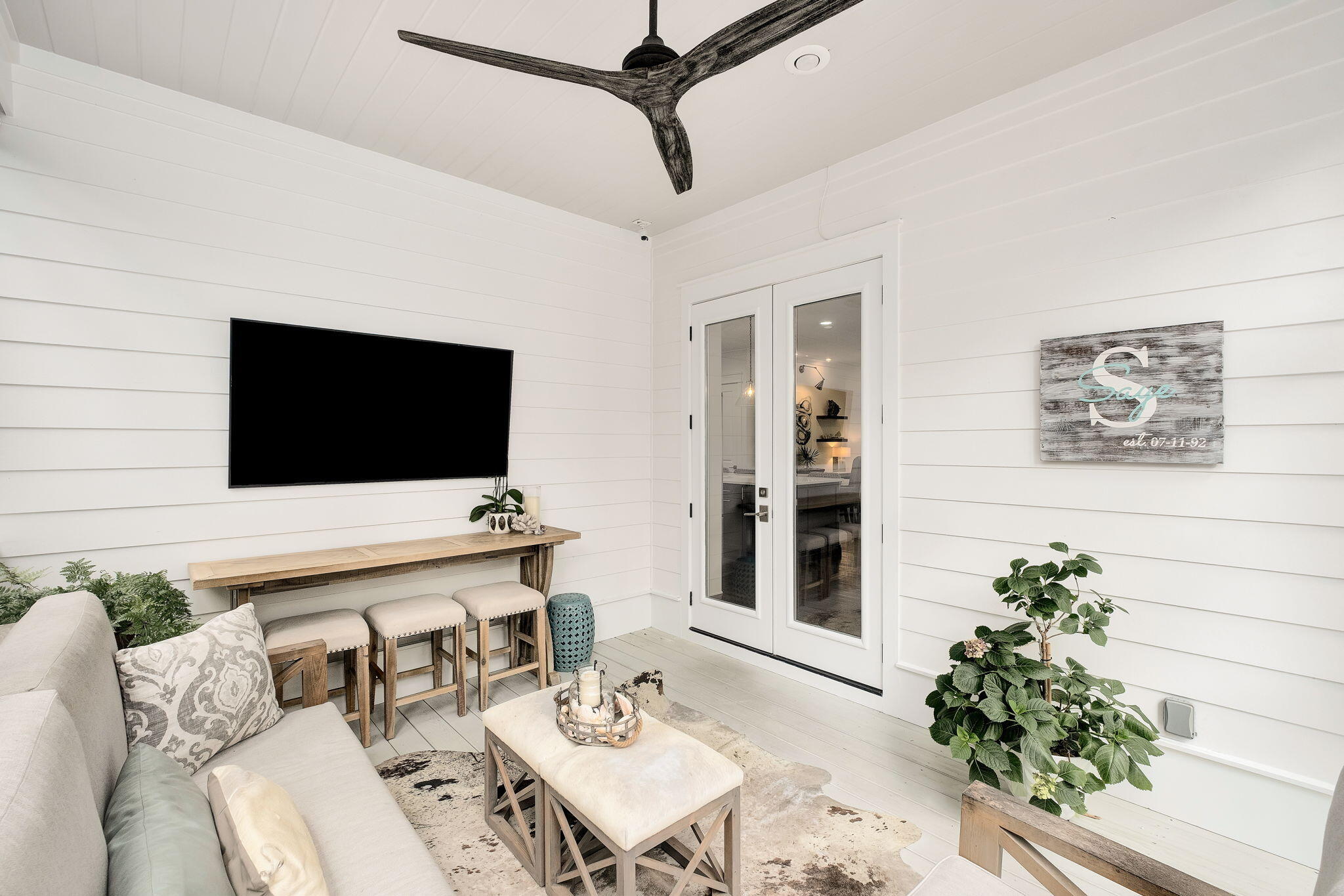 LAKESIDE AT BLUE MOUNTAIN BEACH - Residential