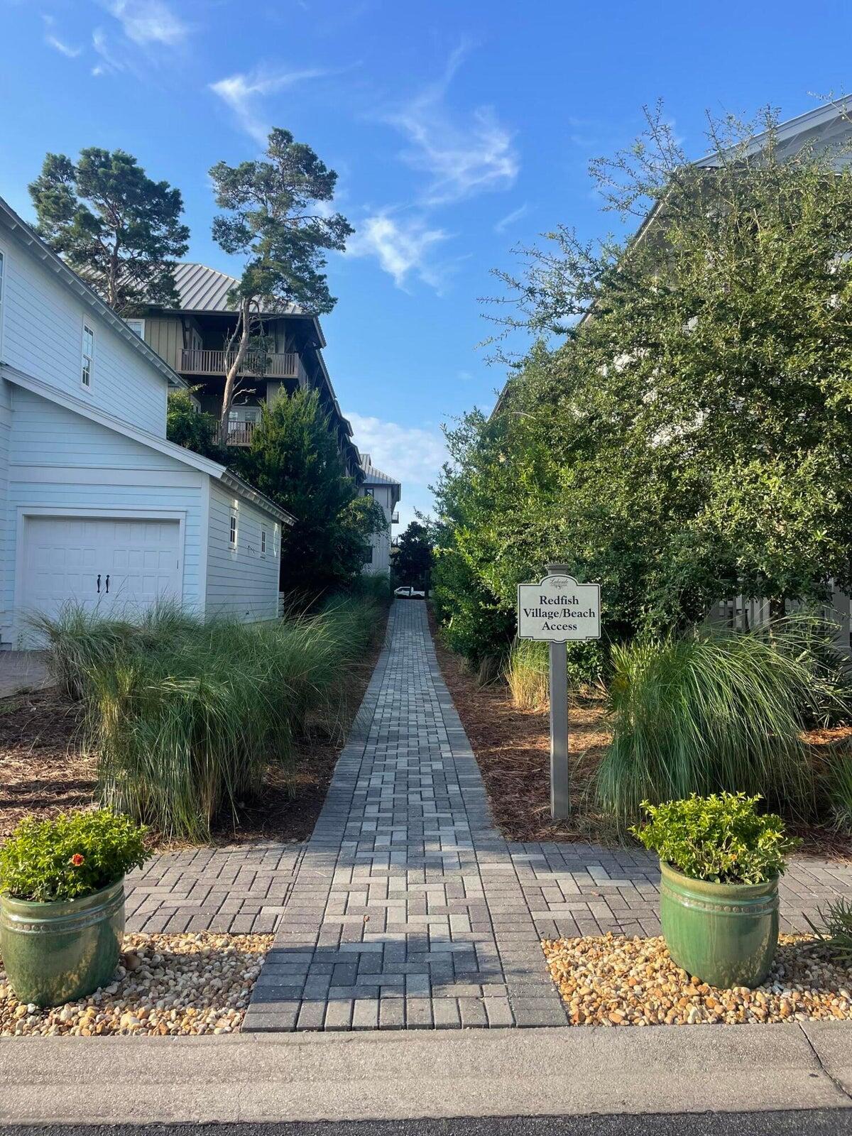 LAKESIDE AT BLUE MOUNTAIN BEACH - Residential