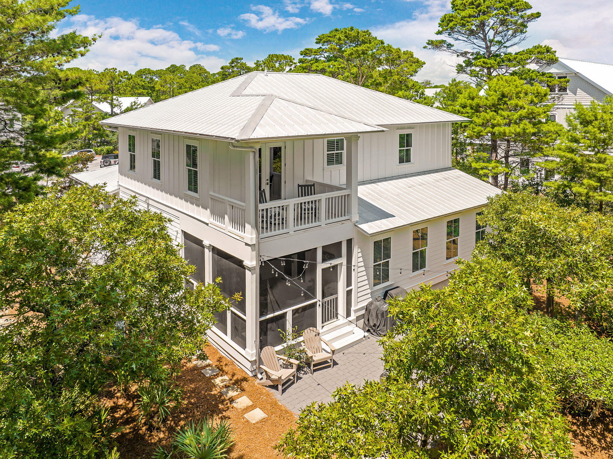 LAKESIDE AT BLUE MOUNTAIN BEACH - Residential