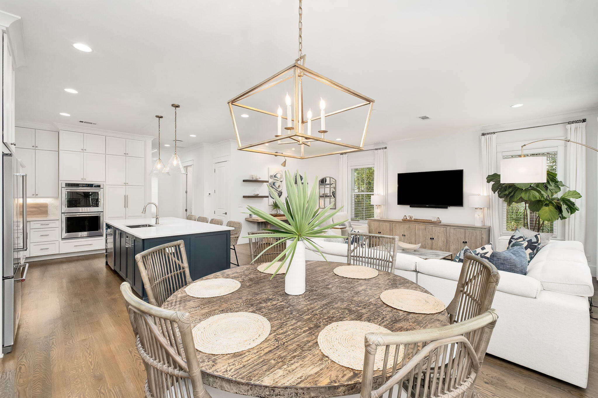 LAKESIDE AT BLUE MOUNTAIN BEACH - Residential