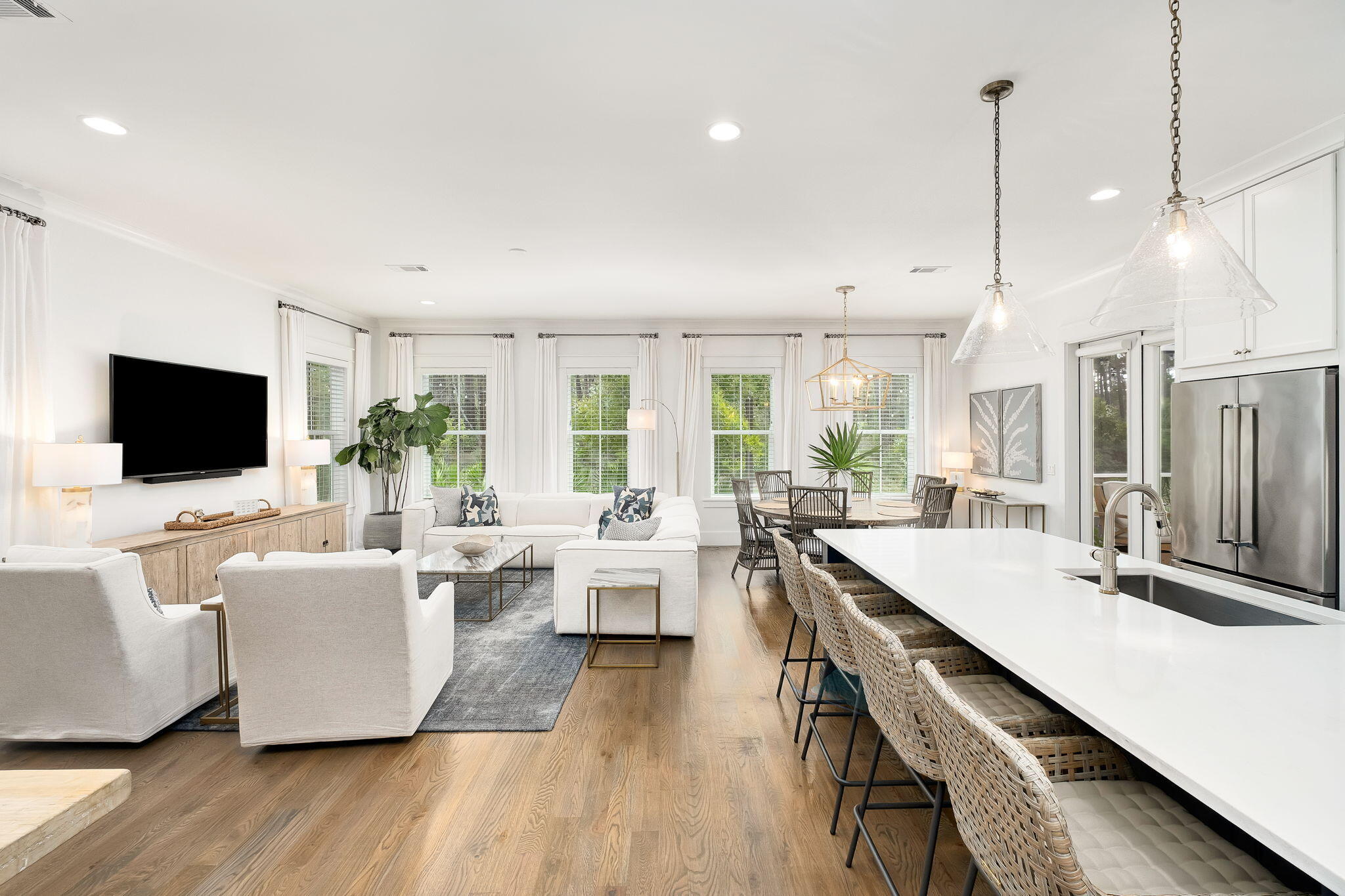 LAKESIDE AT BLUE MOUNTAIN BEACH - Residential