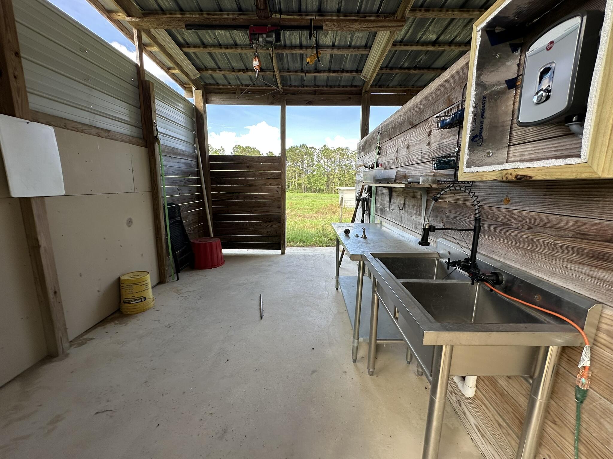 NO RECORDED SUBDIVISION - Residential