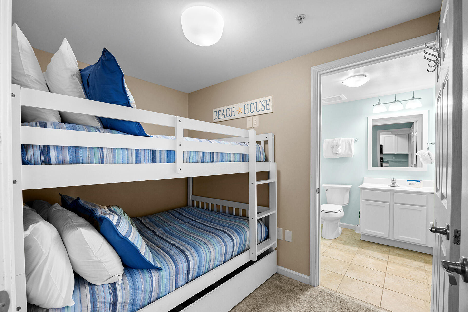 THE PALMS OF DESTIN - Residential