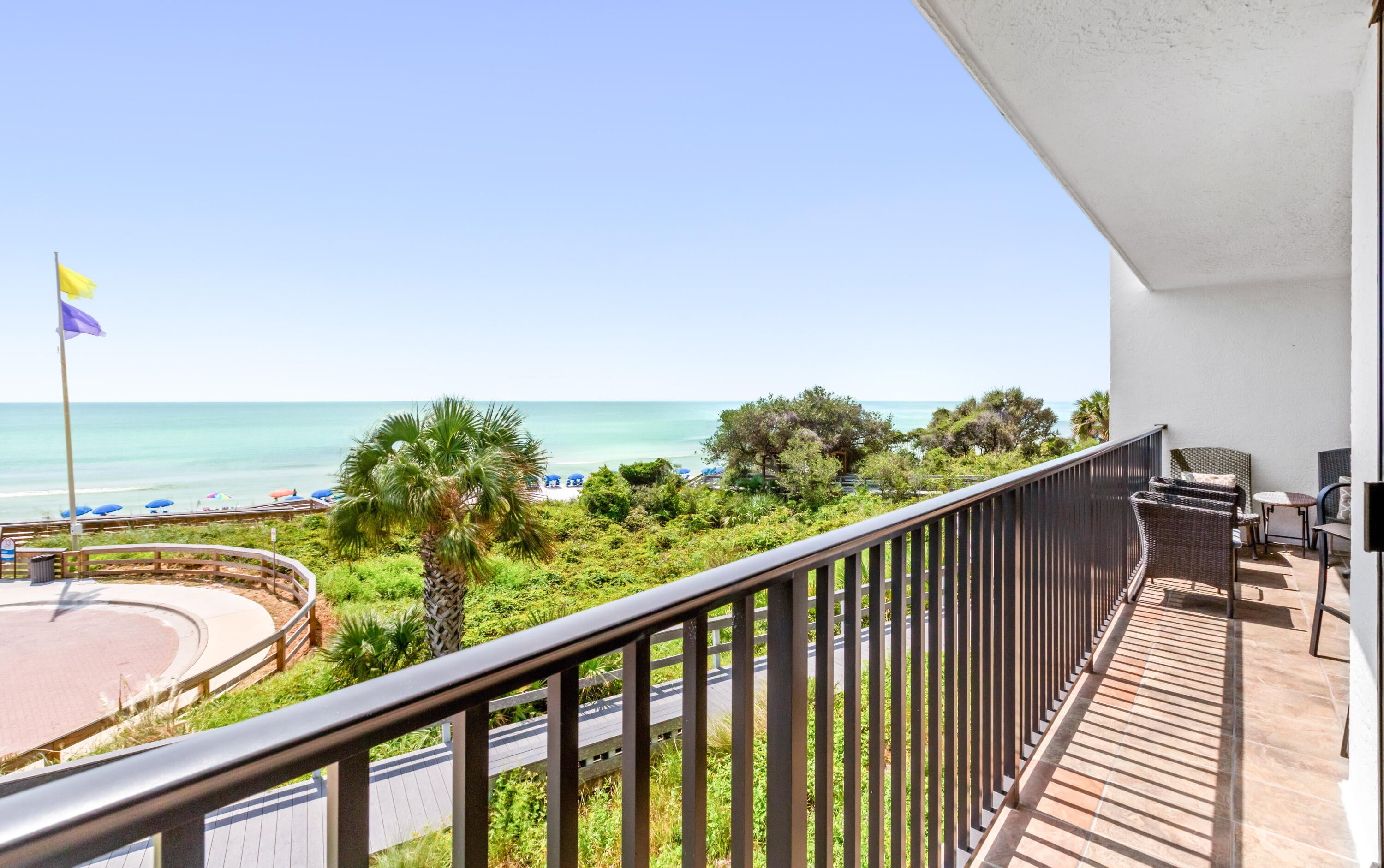 ONE SEAGROVE PLACE CONDOMINIUM - Residential