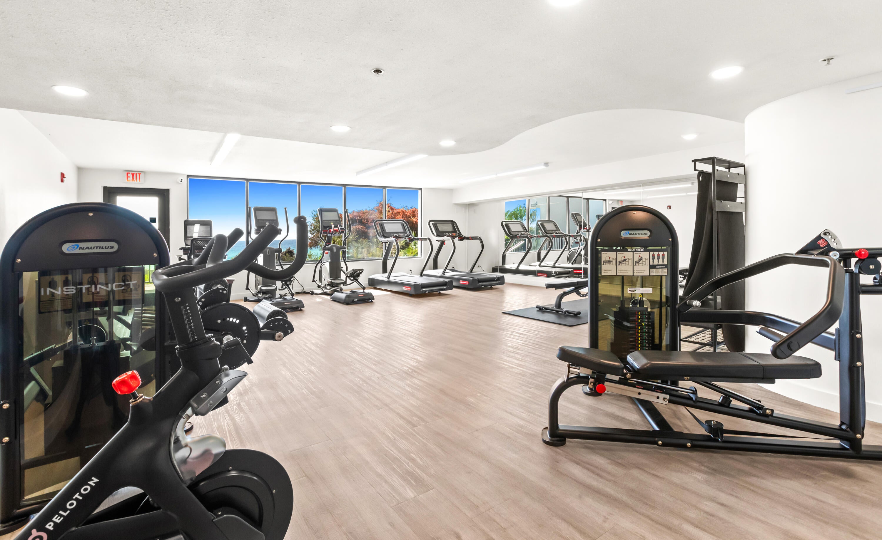 ONE SEAGROVE PLACE CONDOMINIUM - Residential