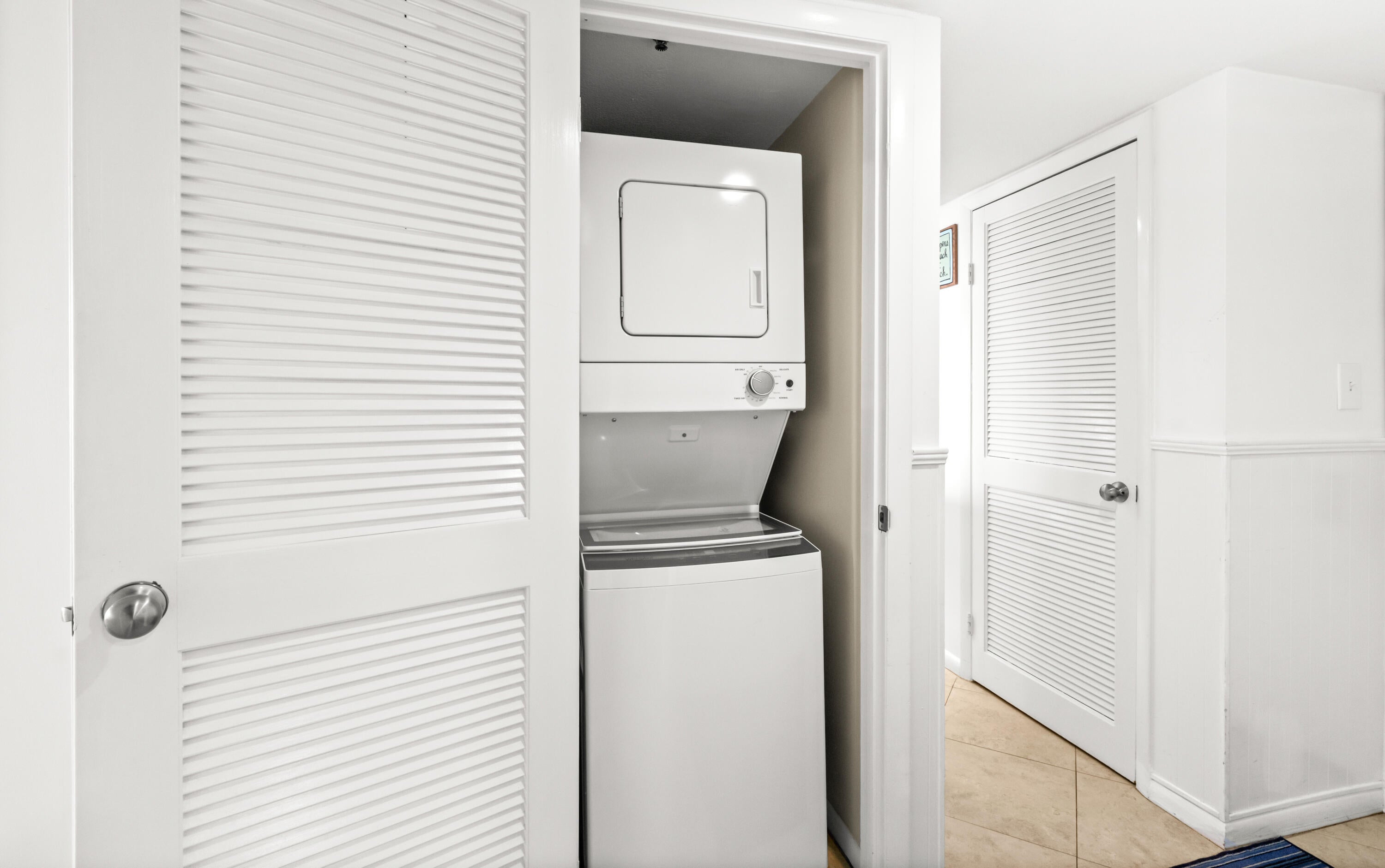 ONE SEAGROVE PLACE CONDOMINIUM - Residential