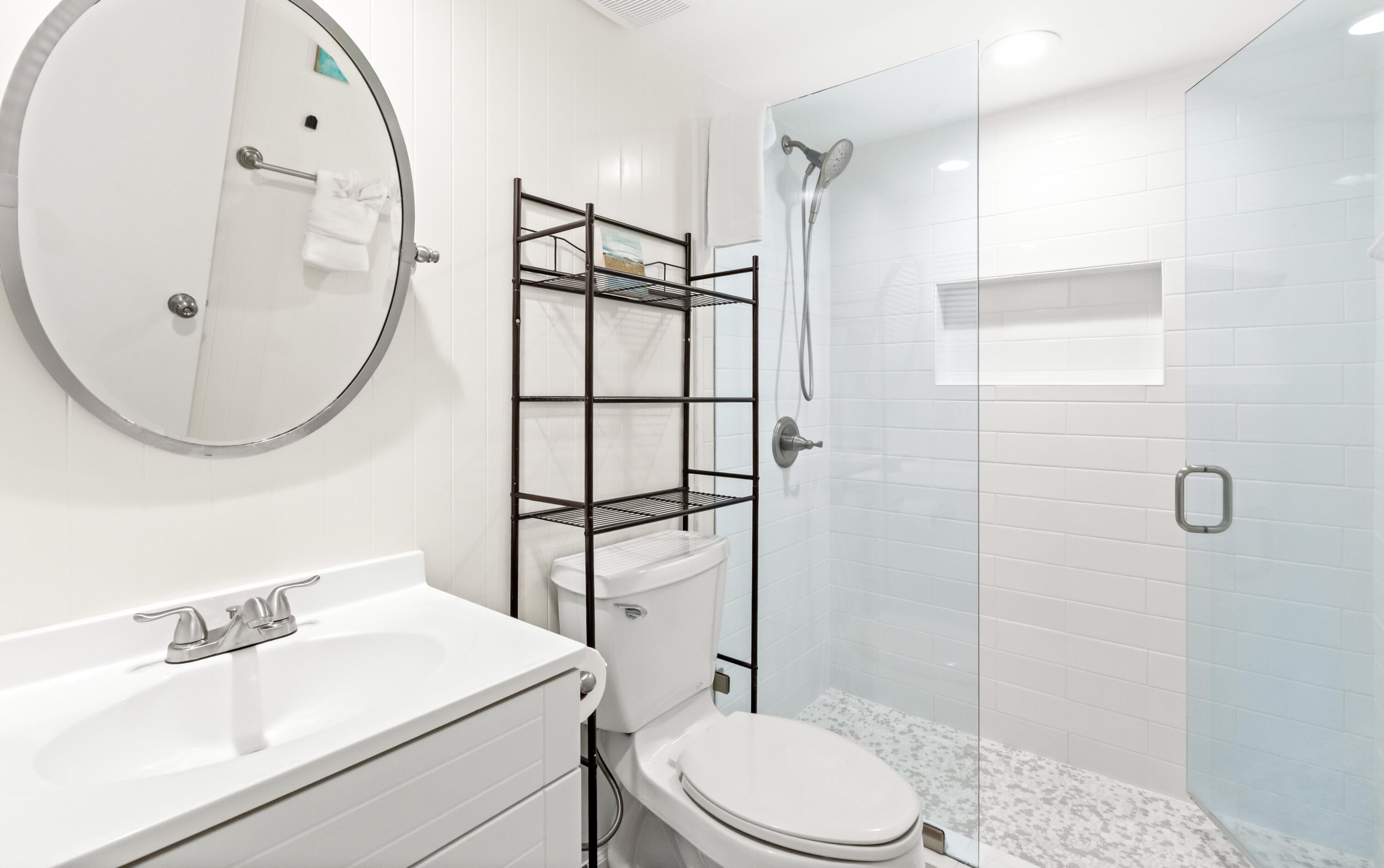 ONE SEAGROVE PLACE CONDOMINIUM - Residential