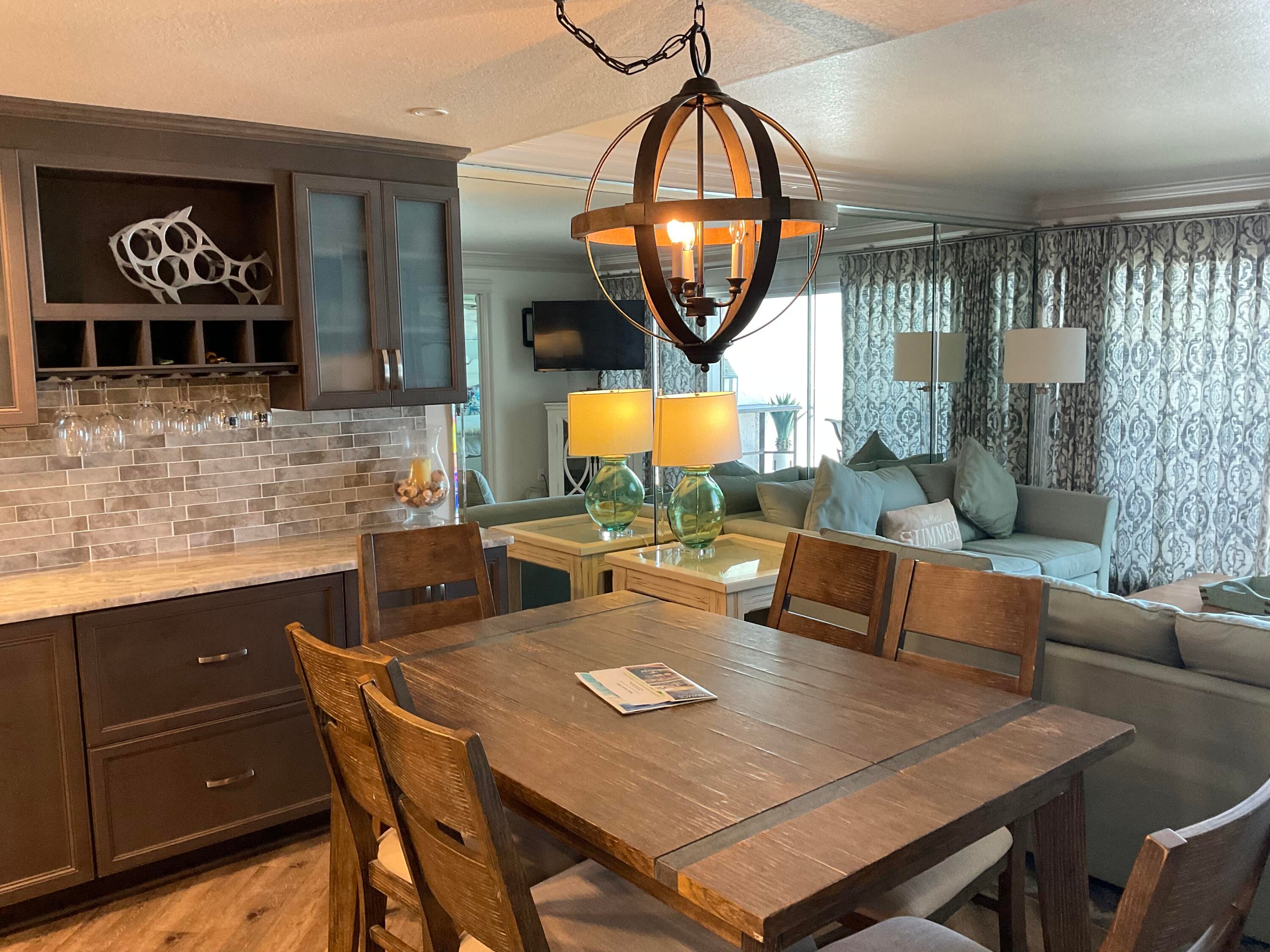 BEACH HOUSE CONDO PH 2 - Residential