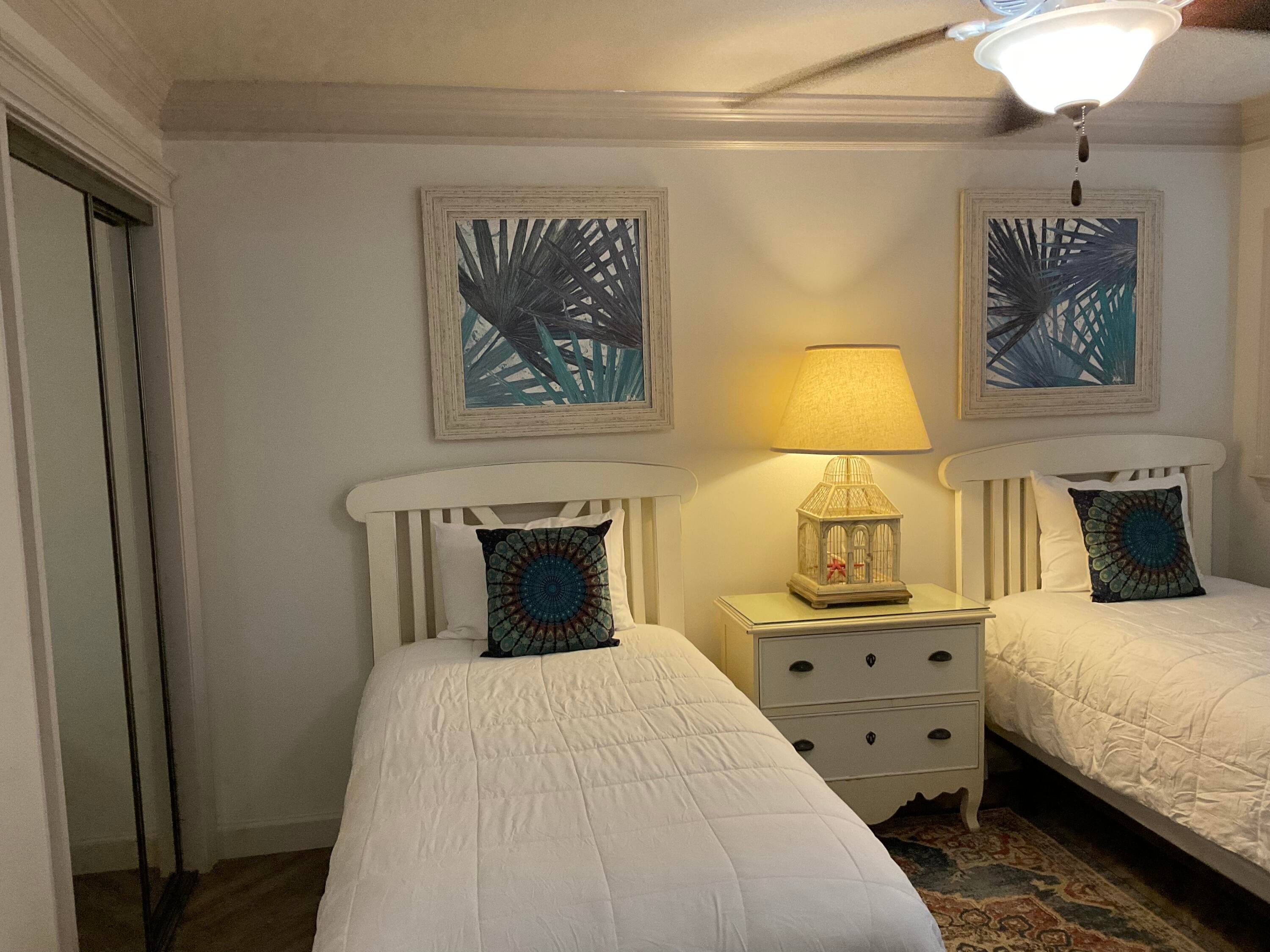 BEACH HOUSE CONDO PH 2 - Residential