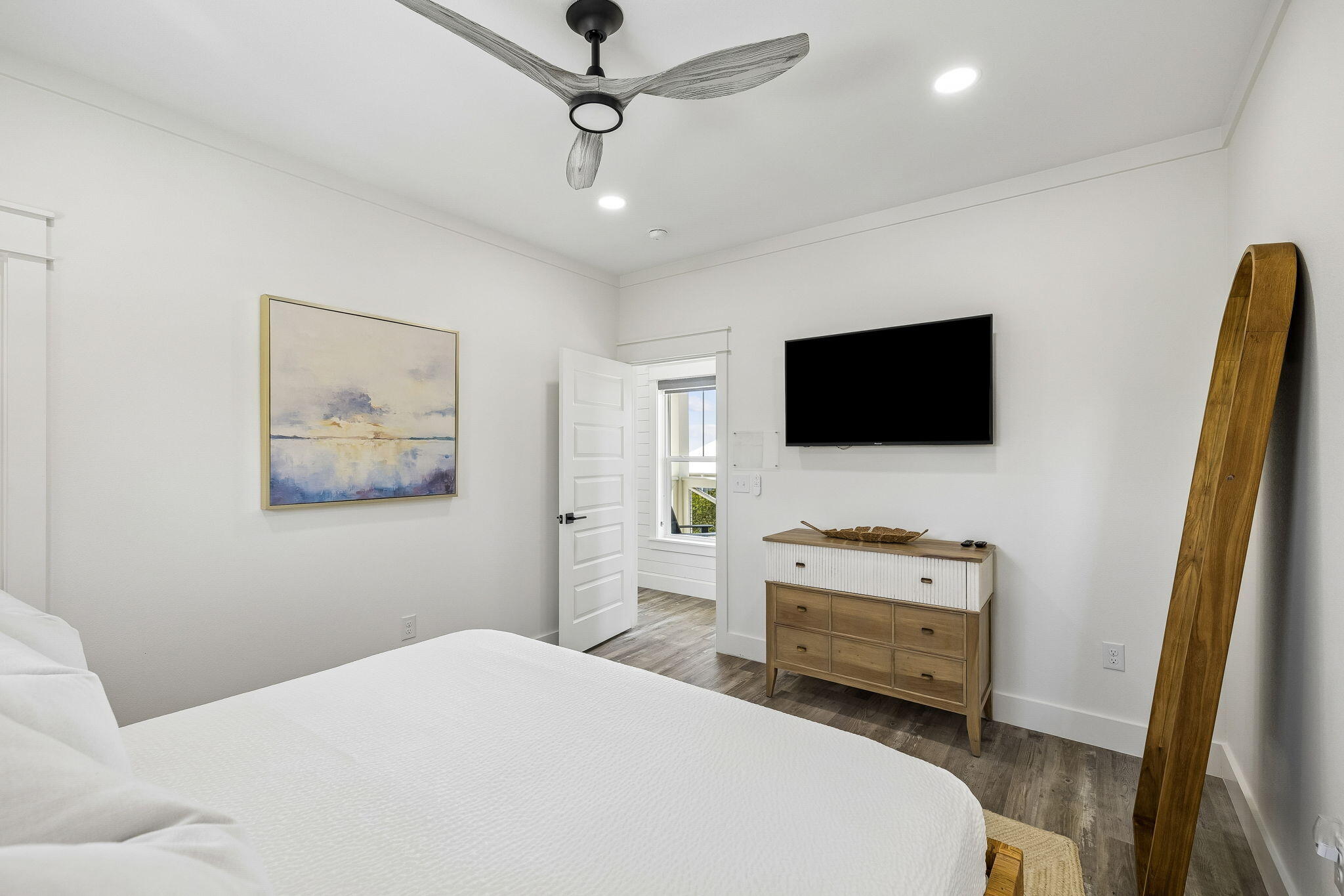 SEA POINTE - Residential